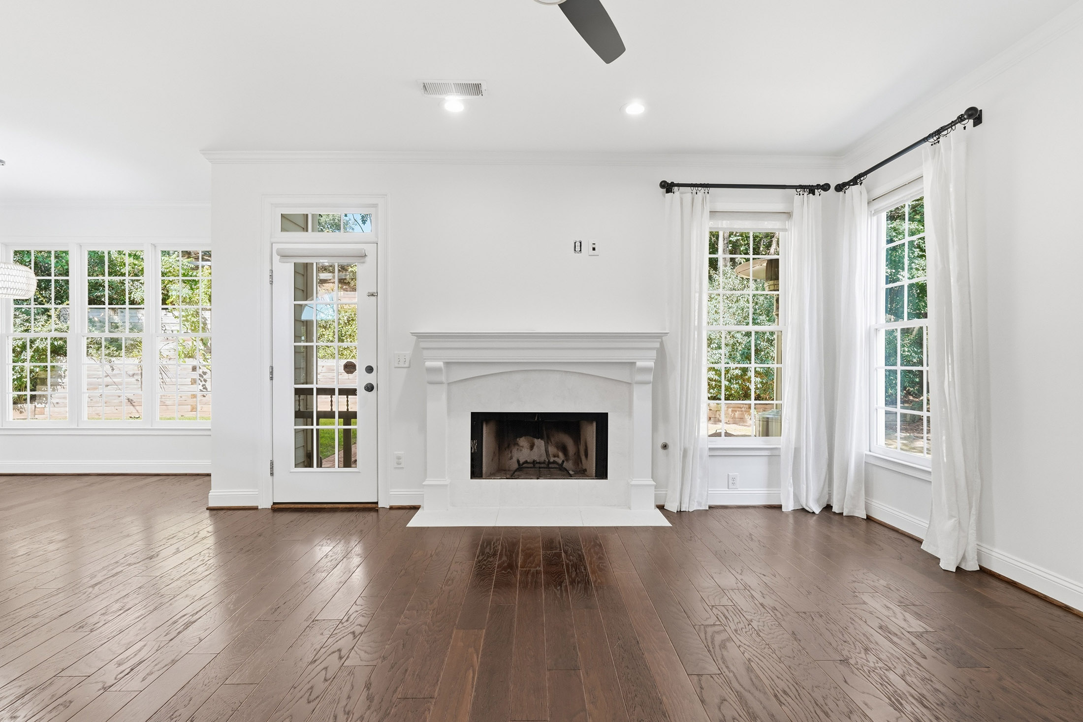  Beautifully Updated Johns Creek Home on a Private Cul-de-Sac - 物件實景