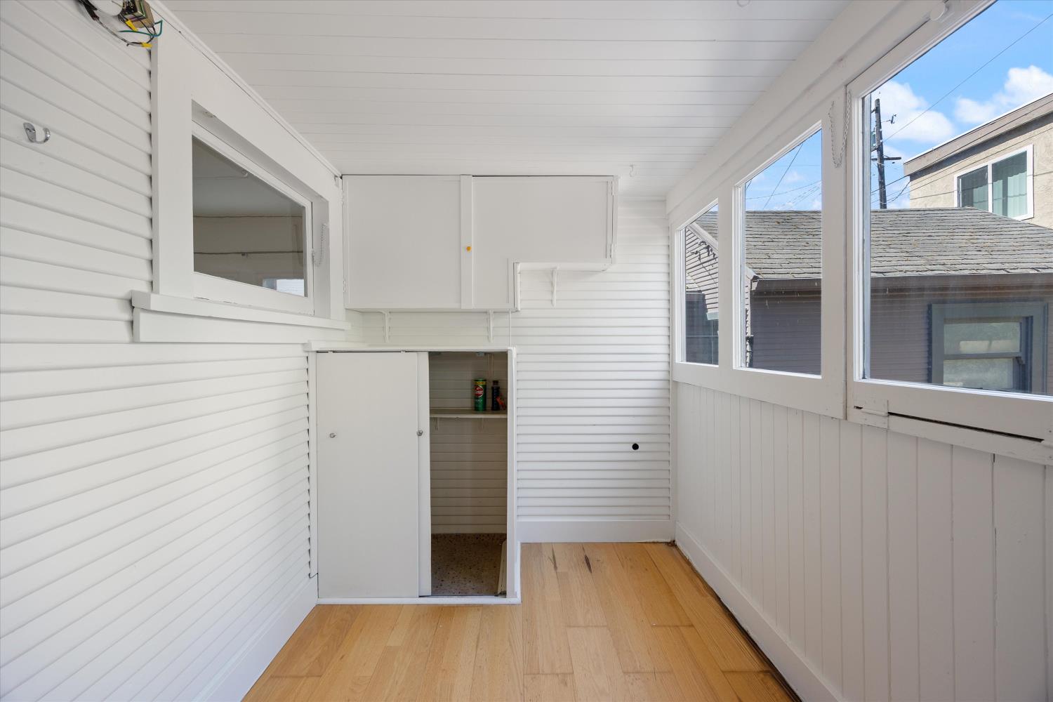Sacramento, California, 95816, United States, 2 Bedrooms Bedrooms, ,1 BathroomBathrooms,Residential,For Sale,1939561