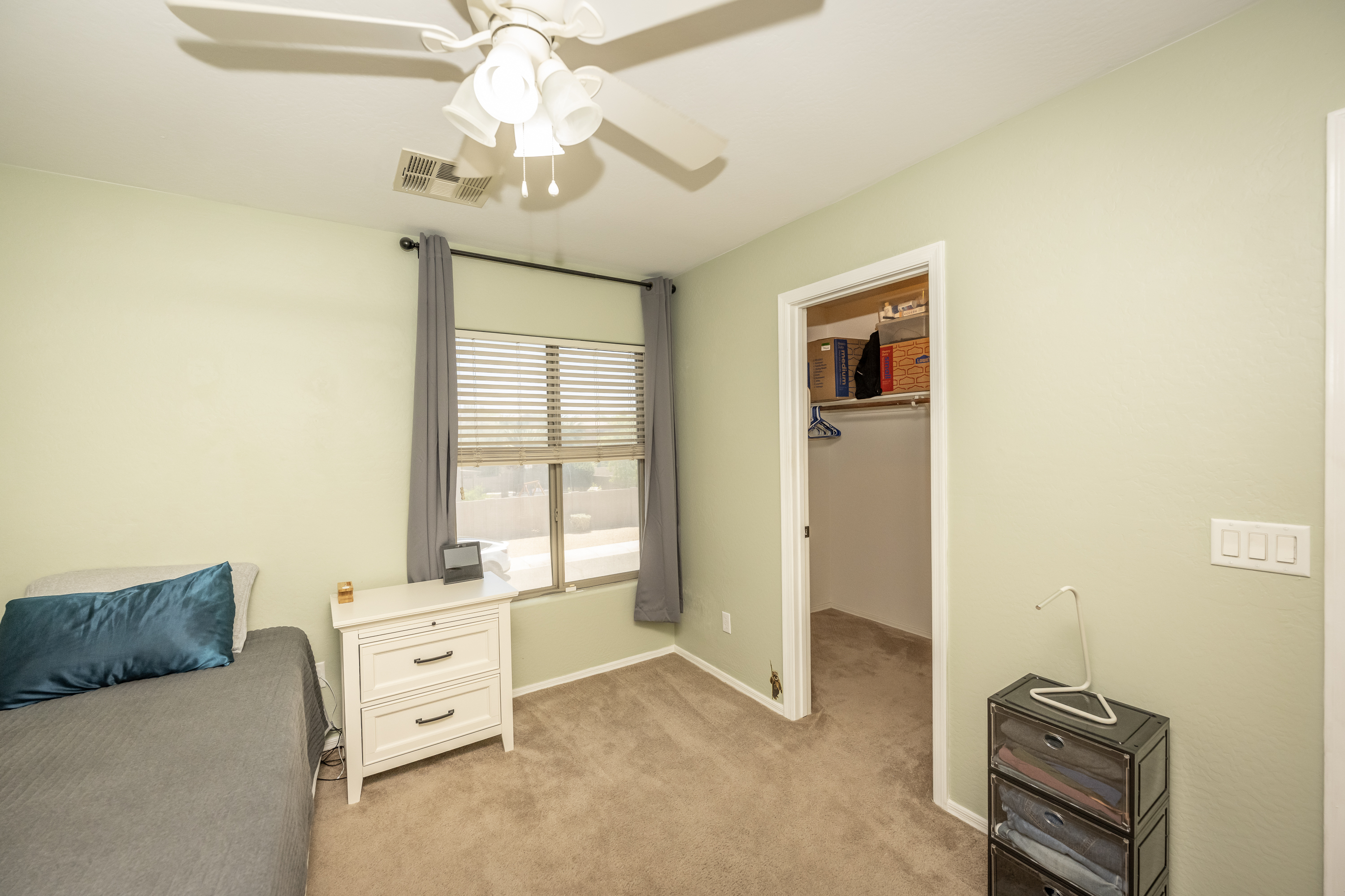 Phoenix, Arizona, 85085, United States, 4 Bedrooms Bedrooms, ,3 BathroomsBathrooms,Residential,For Sale,1869384