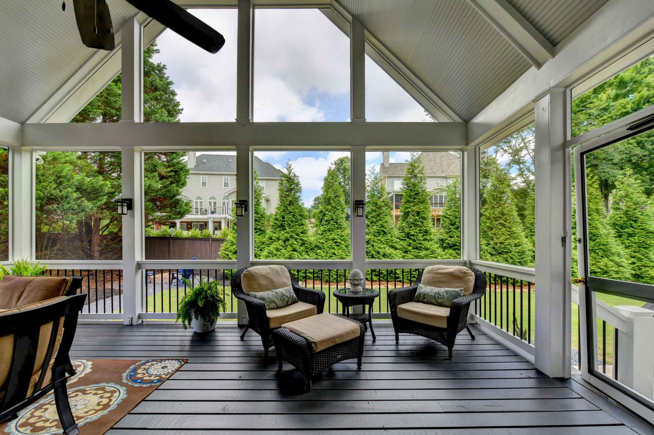  Stunning, Fully Renovated Glen Abbey Home Nestled in the Heart of Alpharetta - 物件實景