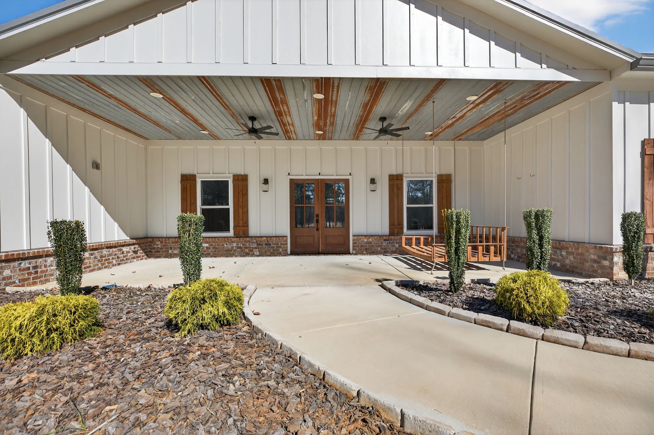 Carrollton, Georgia, 30117, United States, 4 Bedrooms Bedrooms, ,5 BathroomsBathrooms,Residential,For Sale,2015350