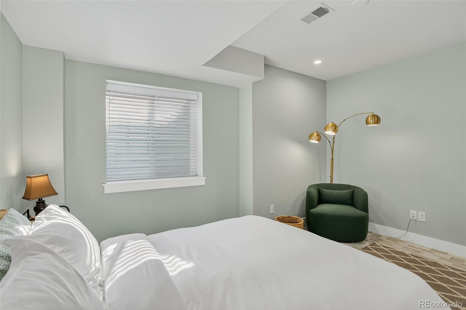 Denver, Colorado, 80204, United States, 3 Bedrooms Bedrooms, ,3 BathroomsBathrooms,Residential,For Sale,1939620