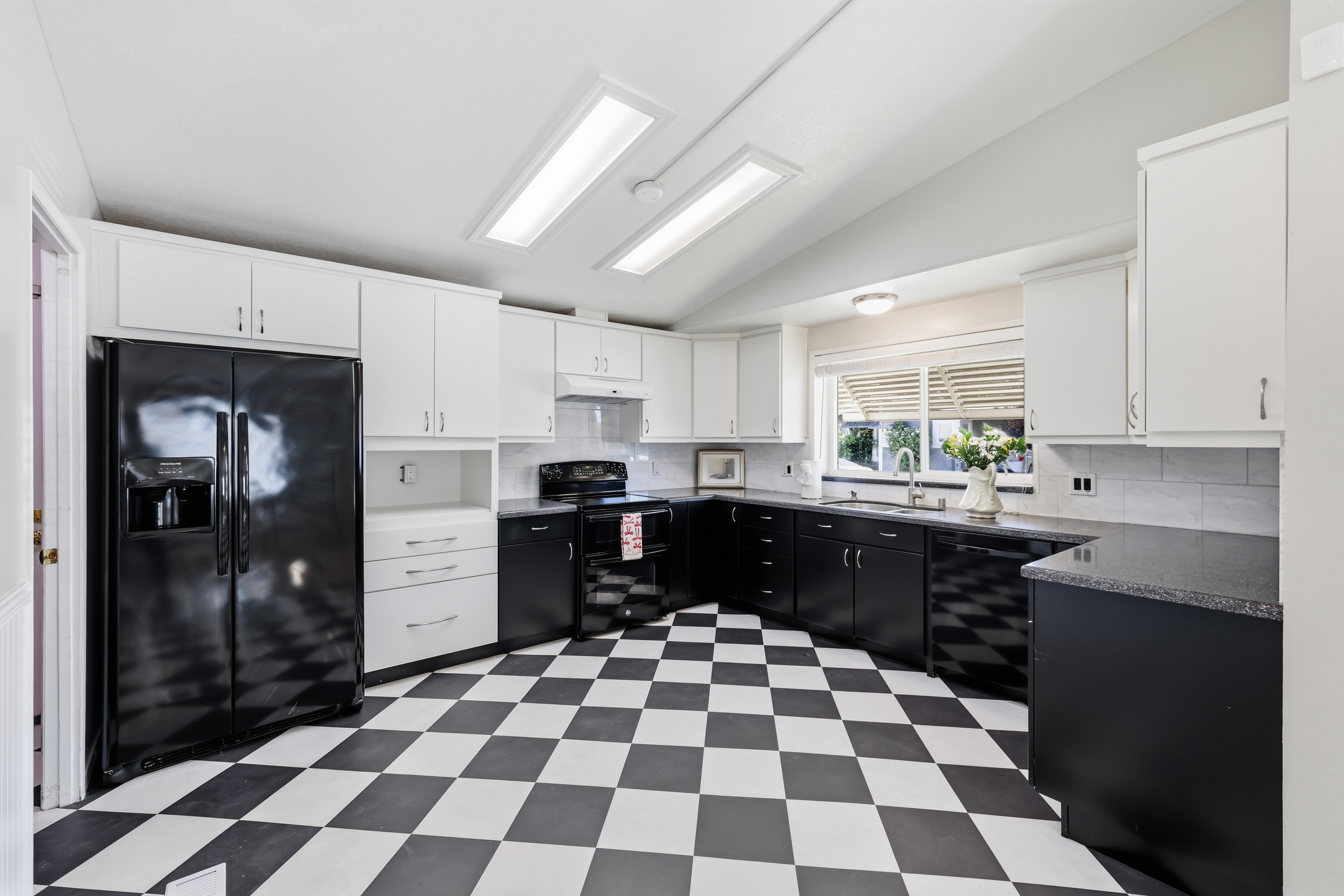  6909 Grand Tree Lane, Citrus Heights, CA 95621 - 物件實景