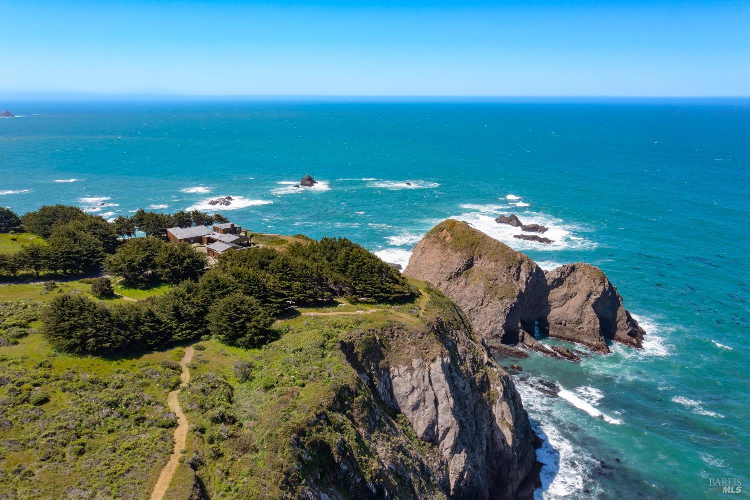 Elk, California, 95432, United States, 4 Bedrooms Bedrooms, ,4 BathroomsBathrooms,Residential,For Sale,1993215