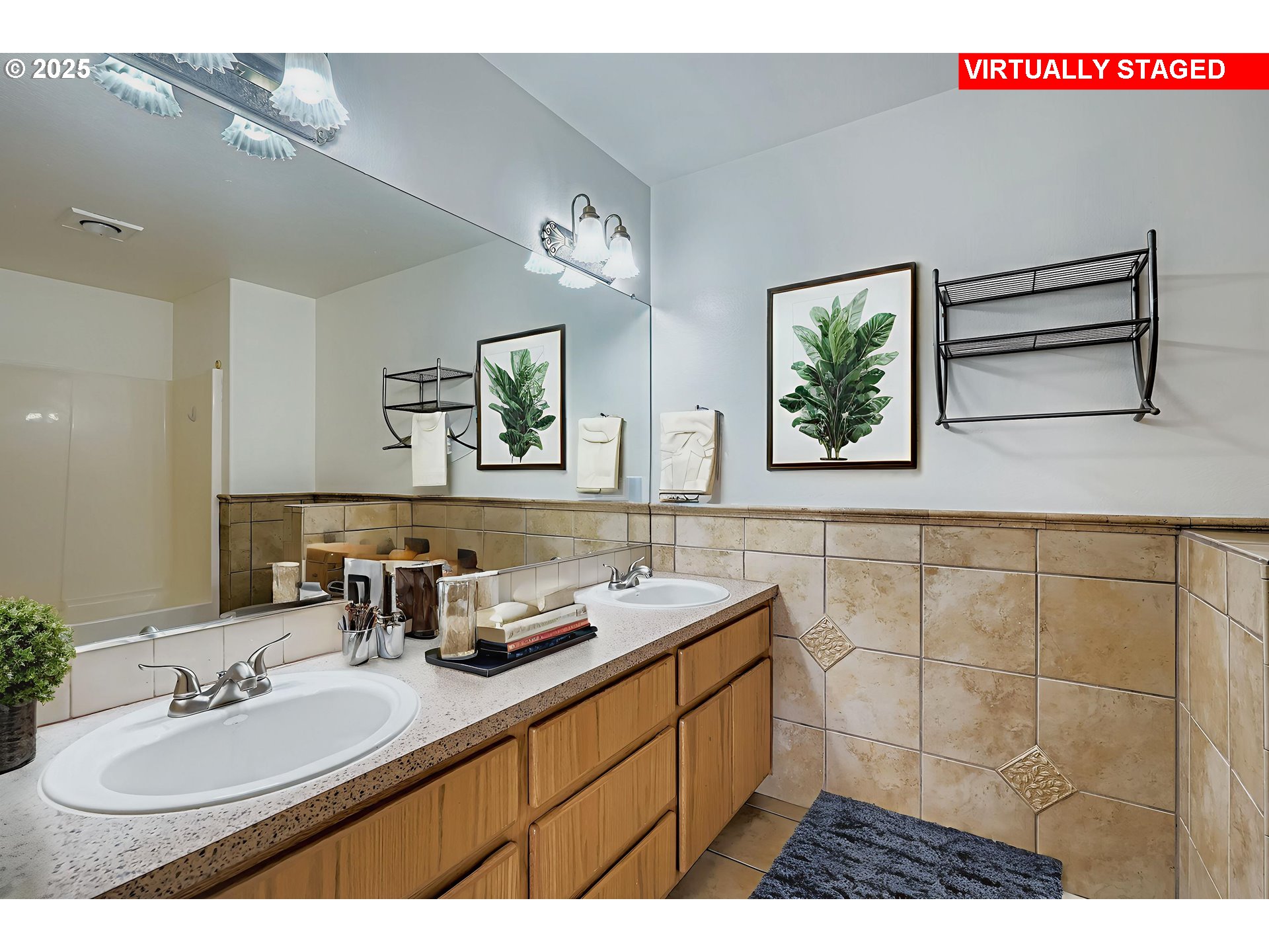 Vancouver, Washington, 98661, United States, 4 Bedrooms Bedrooms, ,2 BathroomsBathrooms,Residential,For Sale,1974526