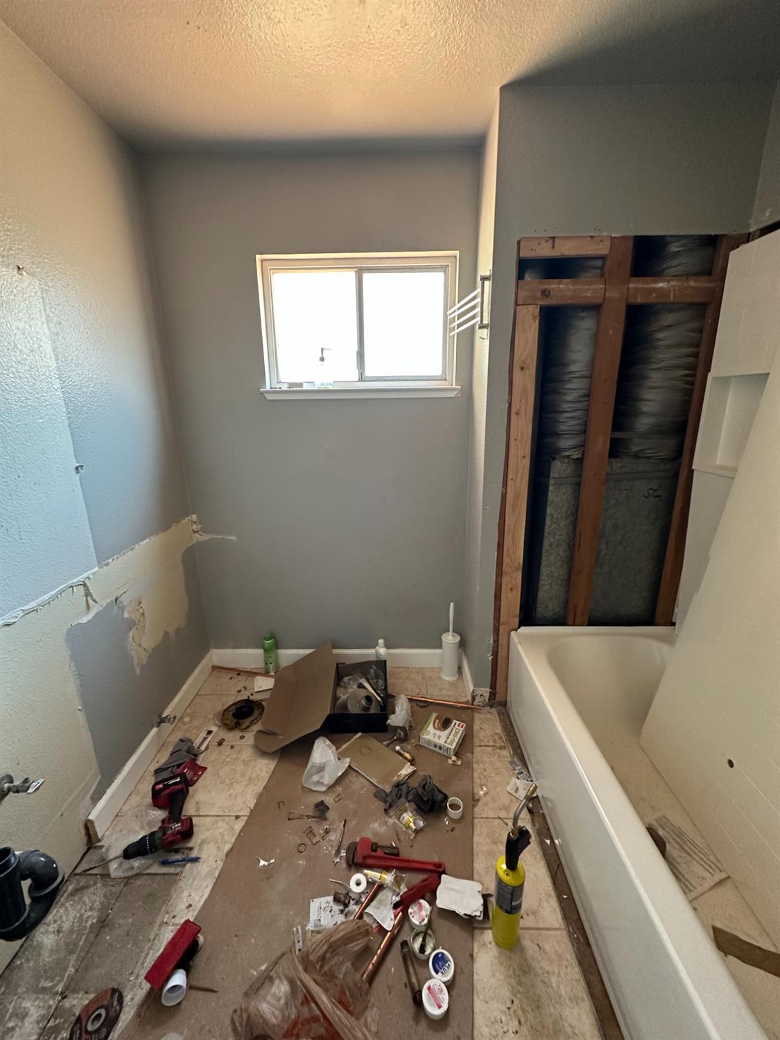 Sacramento, California, 95826, United States, 4 Bedrooms Bedrooms, ,3 BathroomsBathrooms,Residential,For Sale,1898799