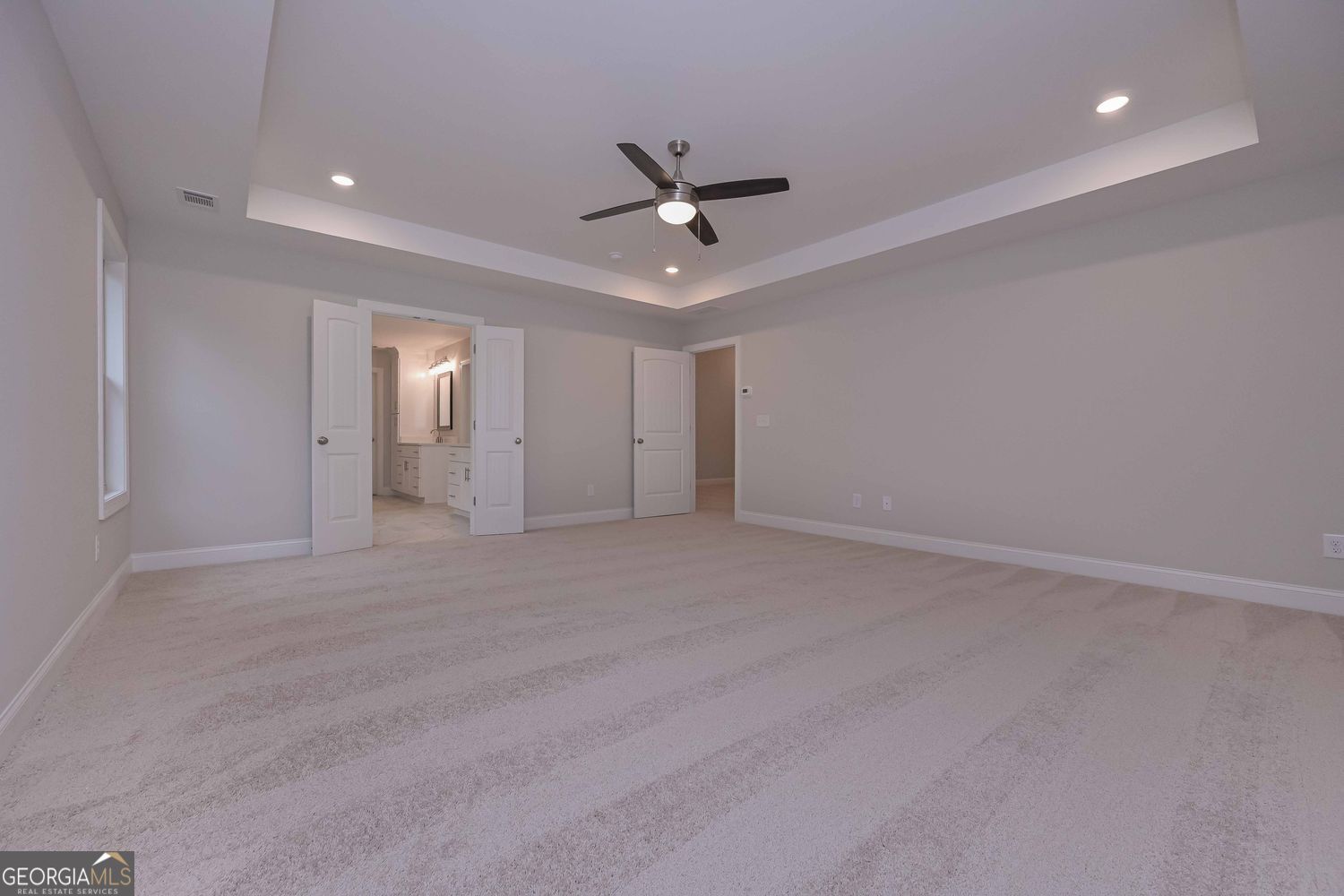 Douglasville, Georgia, 30135, United States, 5 Bedrooms Bedrooms, ,5 BathroomsBathrooms,Residential,For Sale,1929724