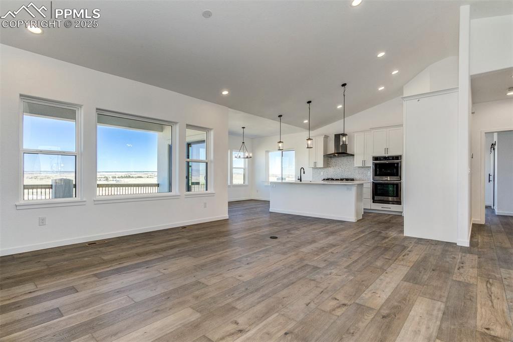 Colorado Springs, Colorado, 80908, United States, 4 Bedrooms Bedrooms, ,4 BathroomsBathrooms,Residential,For Sale,1792890