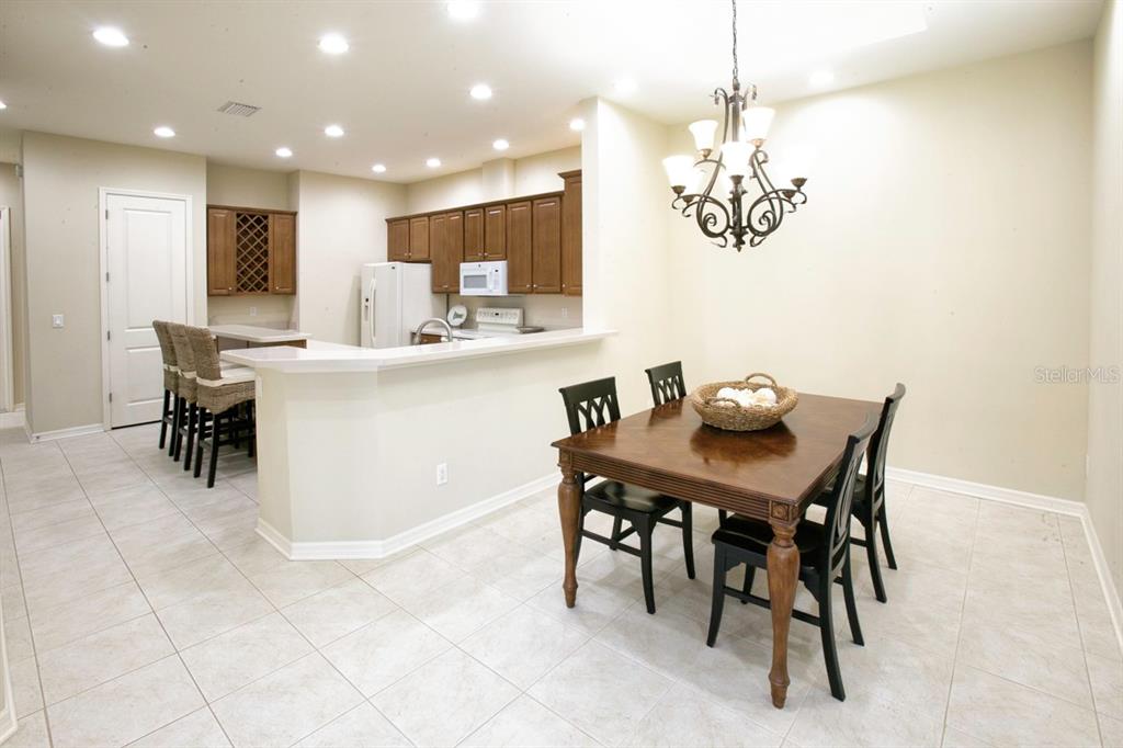 Bradenton, Florida, 34209, United States, 3 Bedrooms Bedrooms, ,2 BathroomsBathrooms,Residential,For Sale,1960540