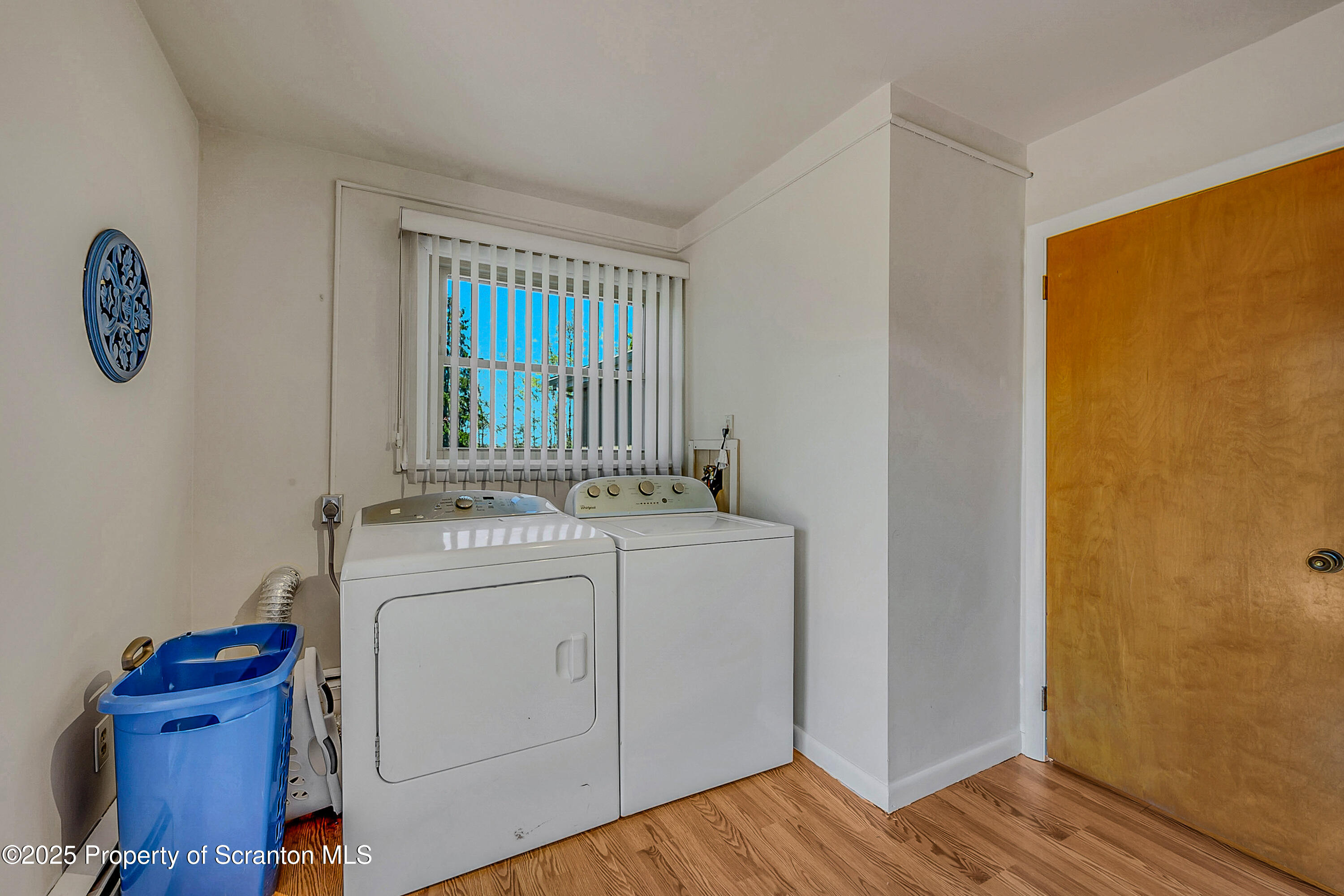 Clarks Summit, Pennsylvania, 18411, United States, 5 Bedrooms Bedrooms, ,4 BathroomsBathrooms,Residential,For Sale,1971485