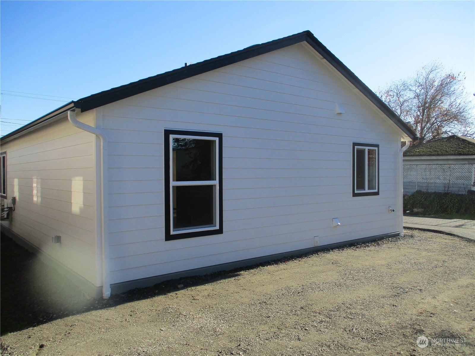 Kelso, Washington, 98626, United States, ,Residential,For Sale,1977091