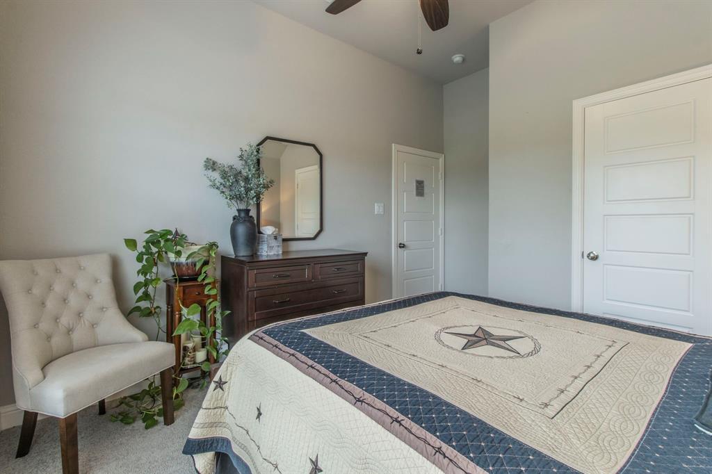 Waxahachie, Texas, 75165, United States, 4 Bedrooms Bedrooms, ,3 BathroomsBathrooms,Residential,For Sale,1920733