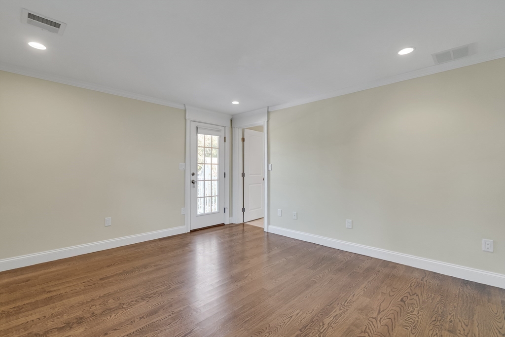 Brookline, Massachusetts, 02445, United States, 10 Bedrooms Bedrooms, ,4 BathroomsBathrooms,Residential,For Sale,1911377