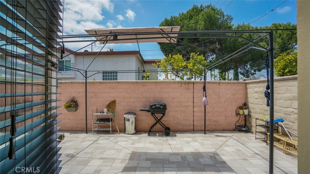 Santa Ana, California, 92703, United States, 4 Bedrooms Bedrooms, ,3 BathroomsBathrooms,Residential,For Sale,1793087