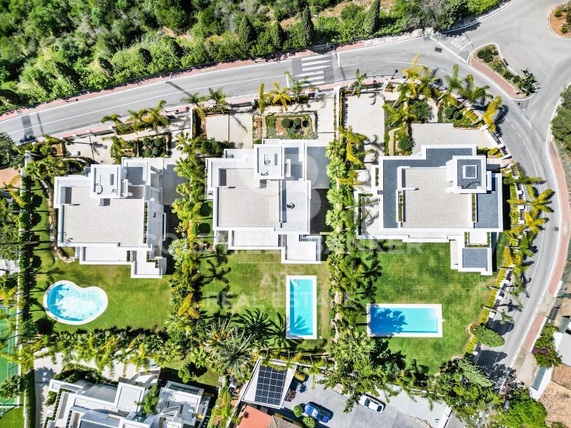 Marbella, Andalusia, ES, 6 Bedrooms Bedrooms, ,6 BathroomsBathrooms,Residential,For Sale,1898329