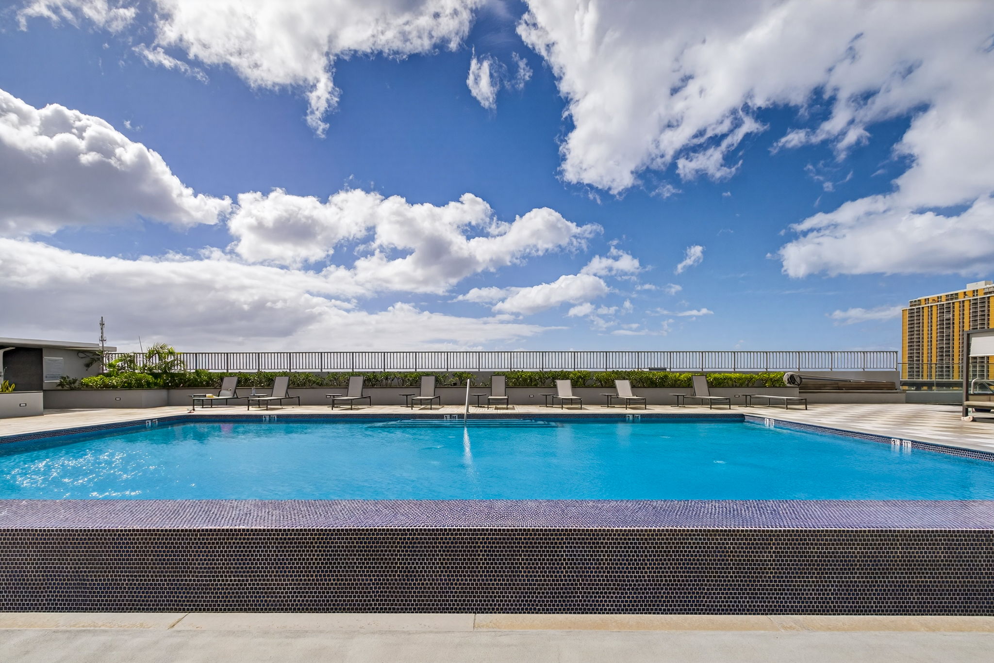 Honolulu, Hawaii, 96814, United States, 2 Bedrooms Bedrooms, ,2 BathroomsBathrooms,Residential,For Sale,1990475