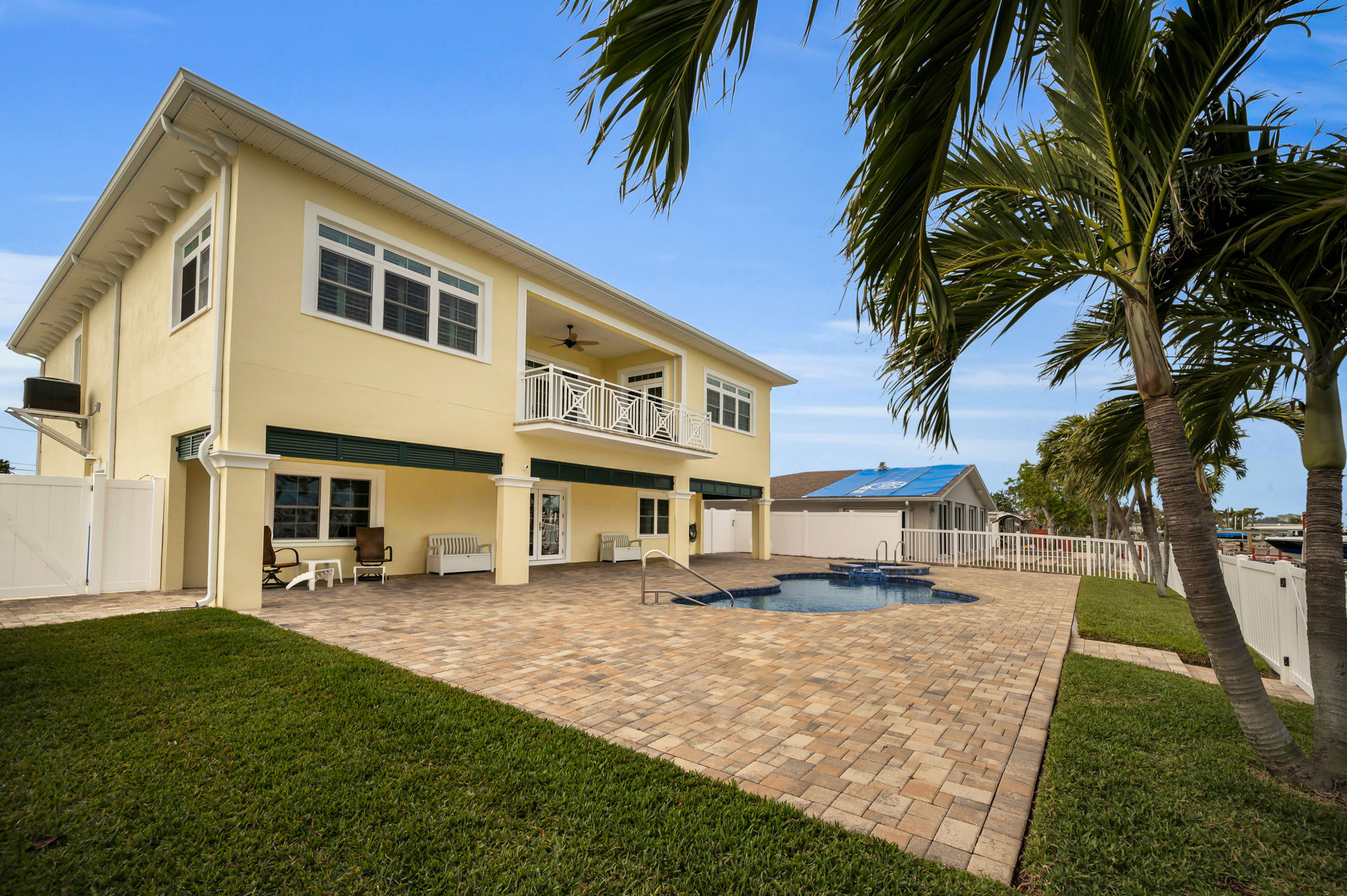 Treasure Island, Florida, 33706, United States, 3 Bedrooms Bedrooms, ,3 BathroomsBathrooms,Residential,For Sale,1974572