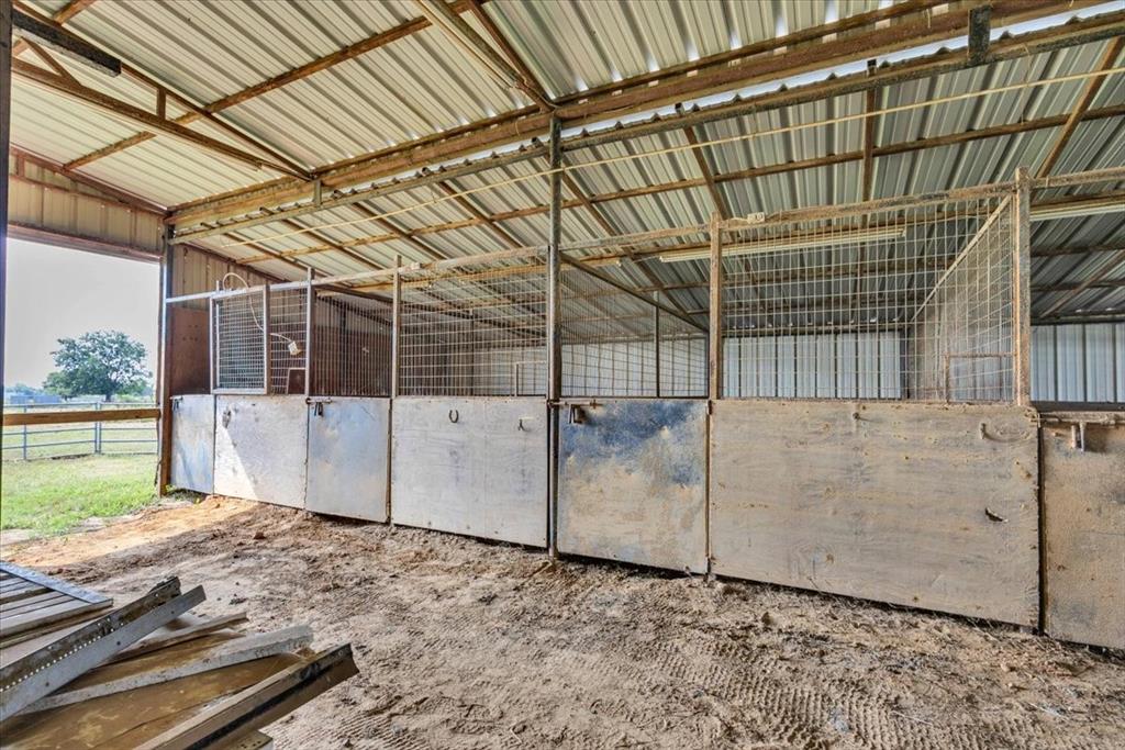 Kaufman, Texas, 75142, United States, 3 Bedrooms Bedrooms, ,2 BathroomsBathrooms,Residential,For Sale,1848066