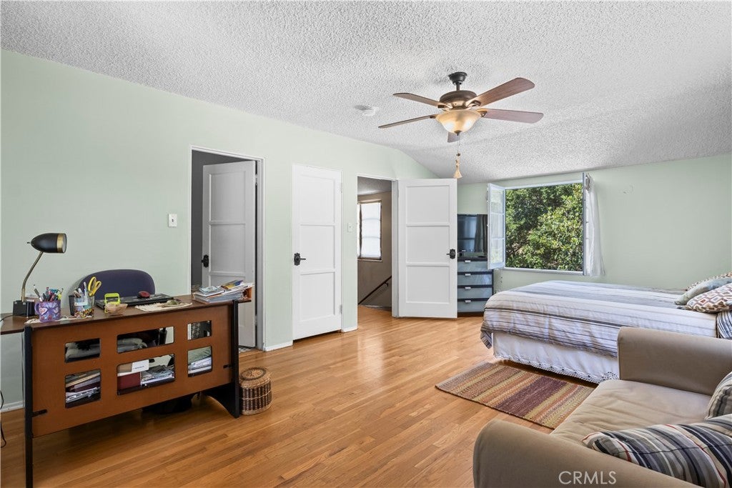 Glendale, California, 91206, United States, 2 Bedrooms Bedrooms, ,2 BathroomsBathrooms,Residential,For Sale,1914154