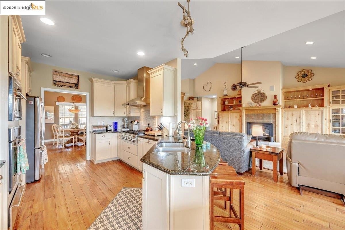 Angels Camp, California, 95222, United States, 3 Bedrooms Bedrooms, ,2 BathroomsBathrooms,Residential,For Sale,1956935