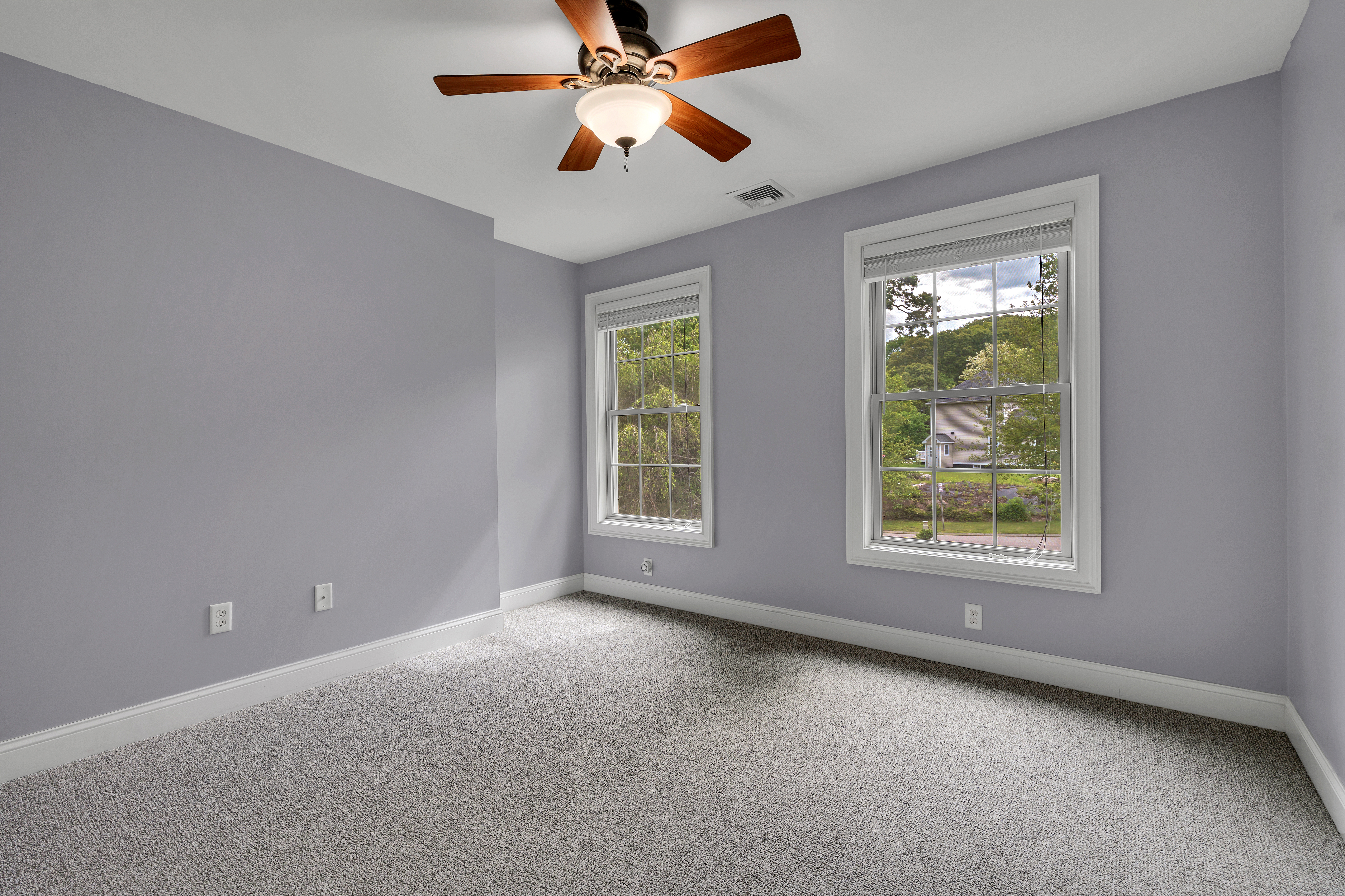  Charming 5-Bedroom Sale Listing in Waterford - 物件實景