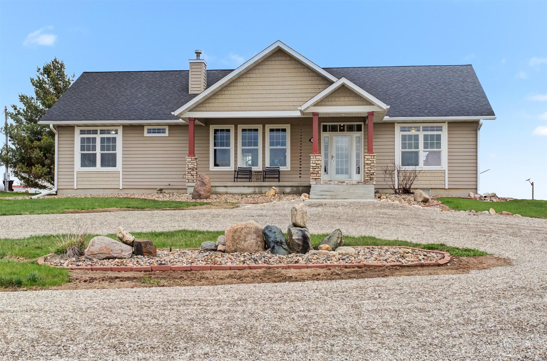 Maxwell, Iowa, 50161, United States, 2 Bedrooms Bedrooms, ,2 BathroomsBathrooms,Residential,For Sale,2037960