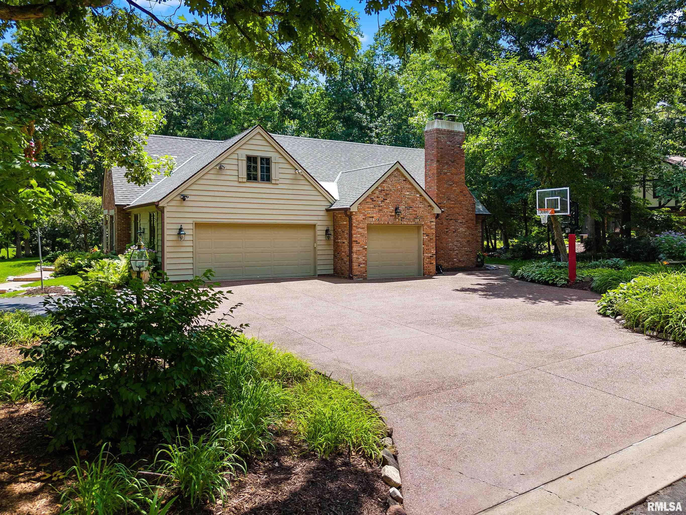 Dunlap, Illinois, 61525, United States, 5 Bedrooms Bedrooms, ,4 BathroomsBathrooms,Residential,For Sale,1942150