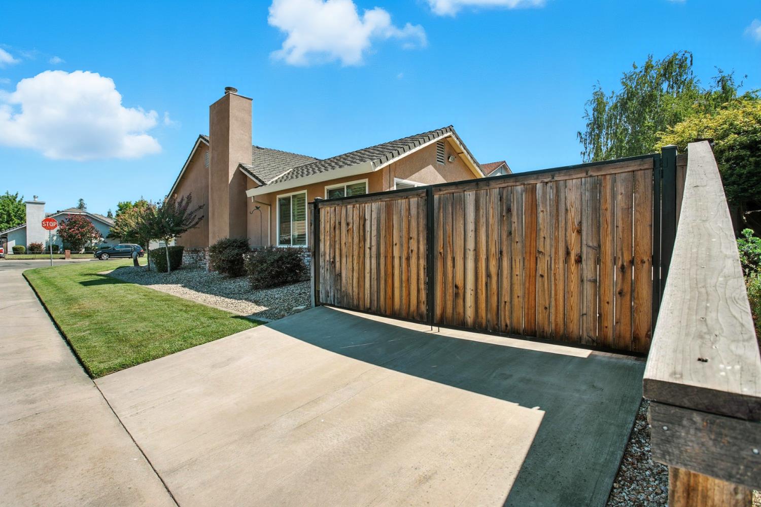 Galt, California, 95632, United States, 3 Bedrooms Bedrooms, ,2 BathroomsBathrooms,Residential,For Sale,1906984