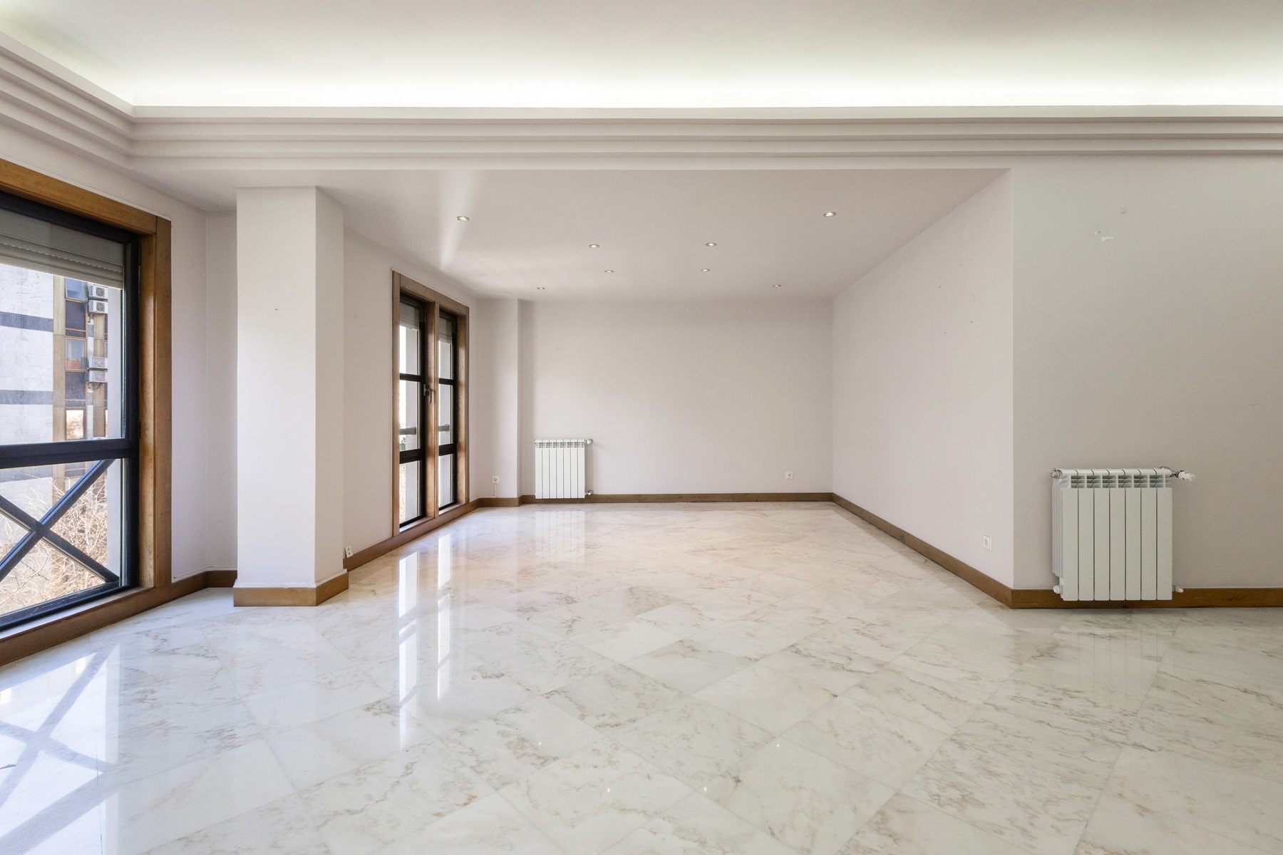  Flat, 5 bedrooms, for Sale - 物件實景