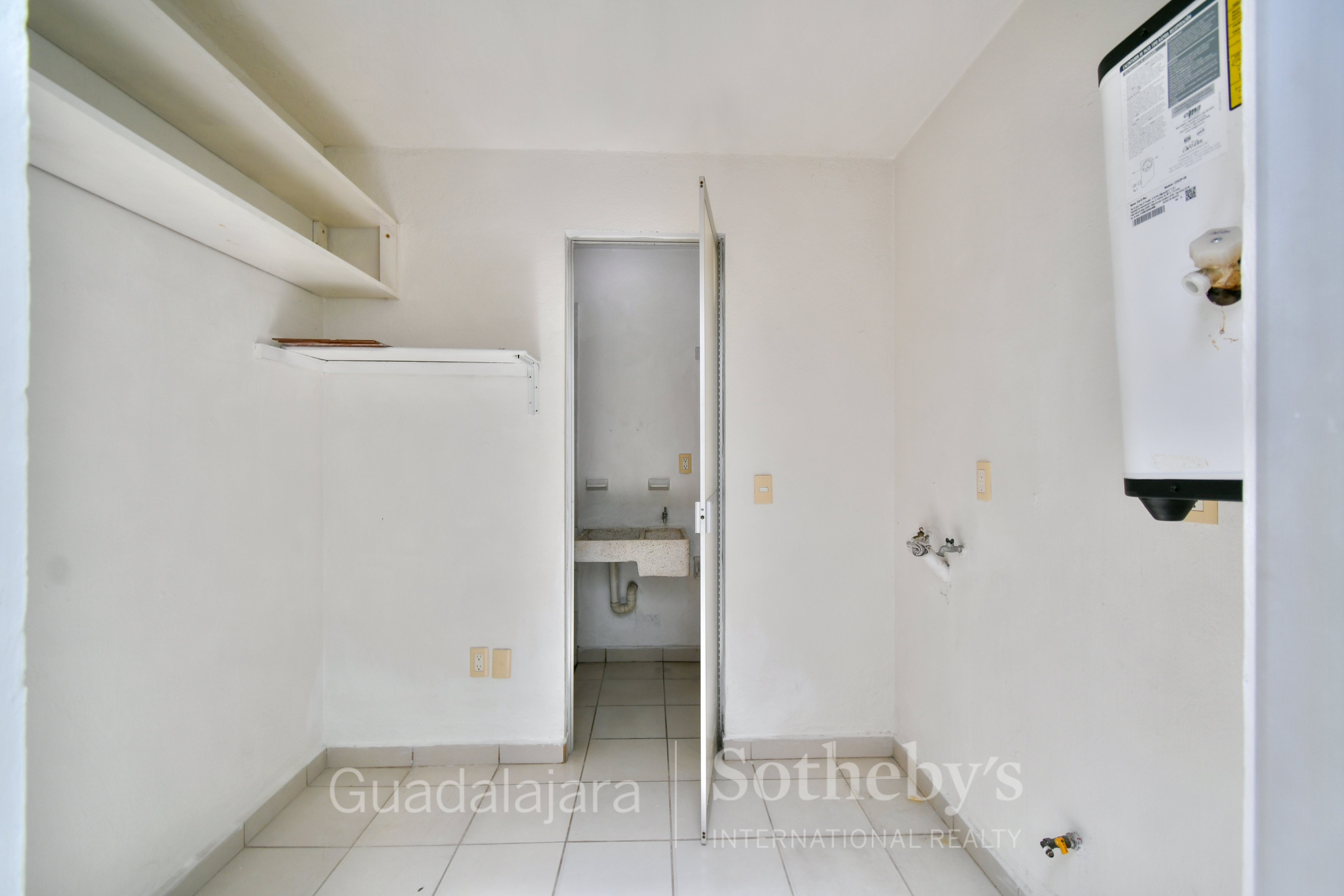  Casa duplex en condominio Puerta del Valle en venta - 物件實景