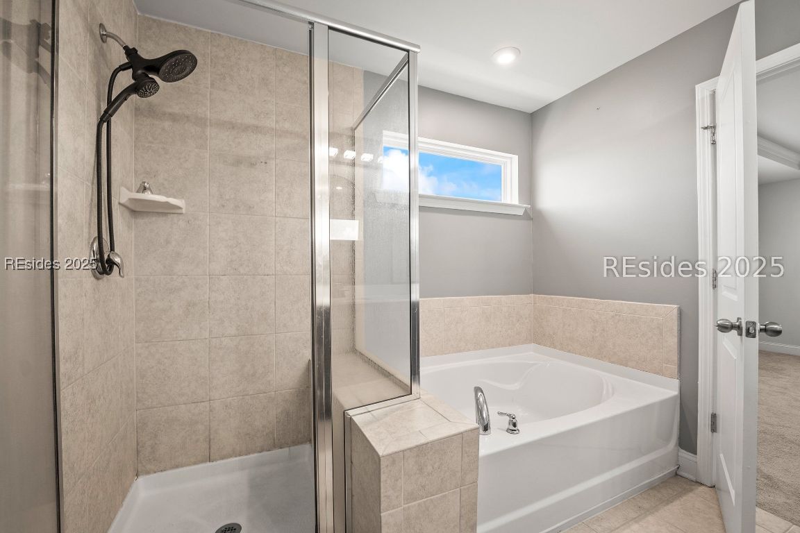 Bluffton, South Carolina, 29909, United States, 5 Bedrooms Bedrooms, ,3 BathroomsBathrooms,Residential,For Sale,1961218