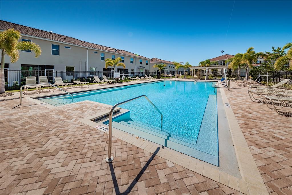 St Petersburg, Florida, 33703, United States, 3 Bedrooms Bedrooms, ,3 BathroomsBathrooms,Residential,For Sale,1827032