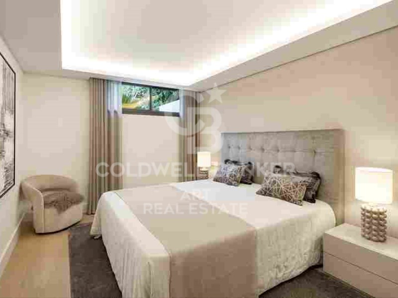 Marbella, Andalusia, ES, 5 Bedrooms Bedrooms, ,5 BathroomsBathrooms,Residential,For Sale,1819218