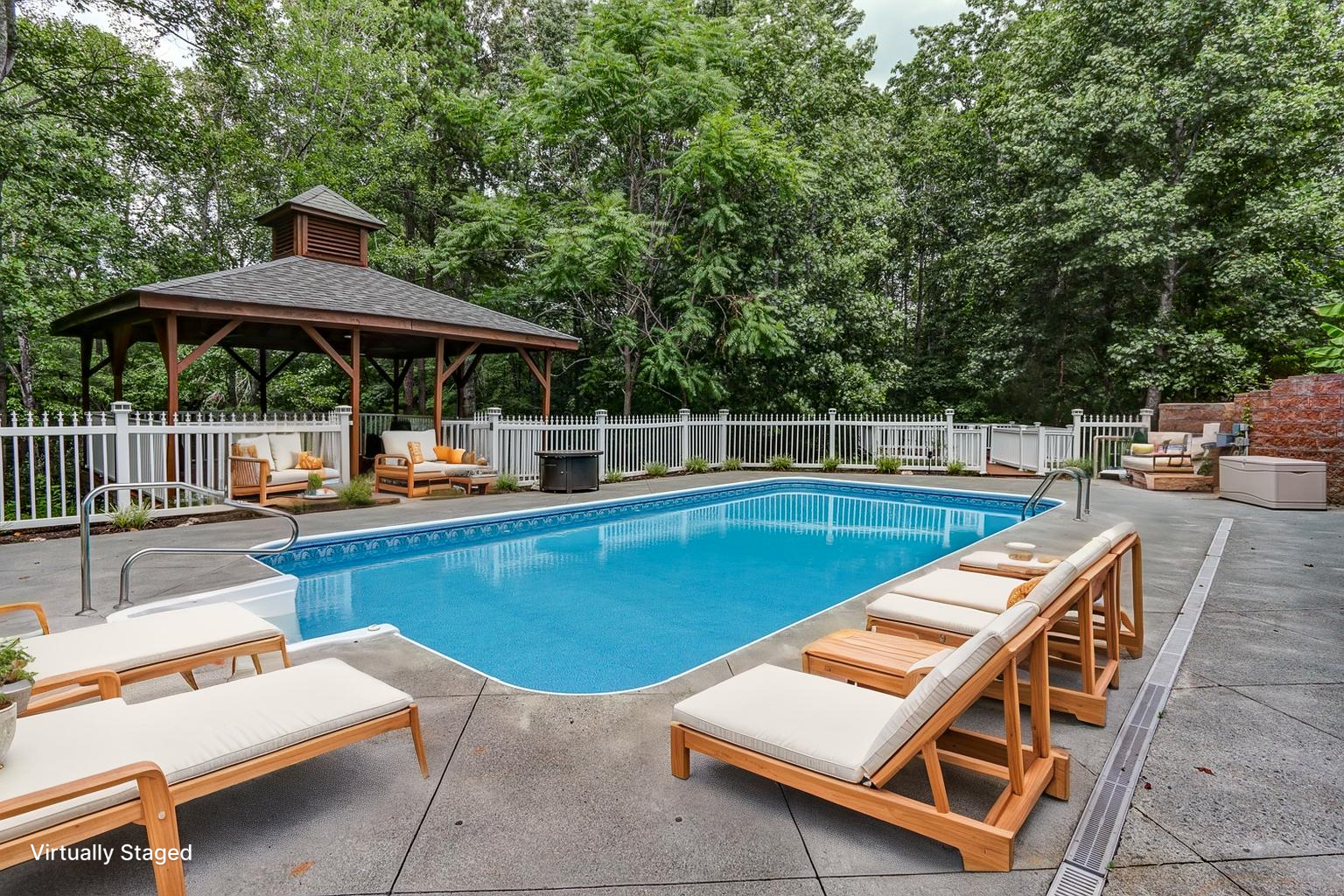 Appomattox, Virginia, 24522, United States, 4 Bedrooms Bedrooms, ,Residential,For Sale,1905819