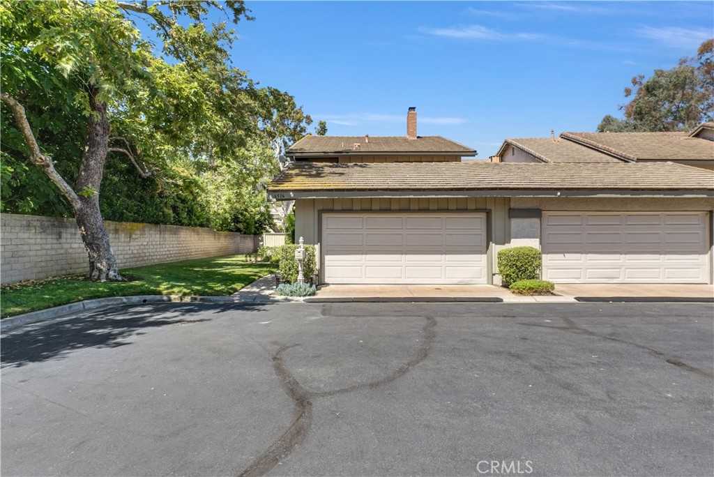 Anaheim Hills, California, 92807, United States, 3 Bedrooms Bedrooms, ,3 BathroomsBathrooms,Residential,For Sale,1940997