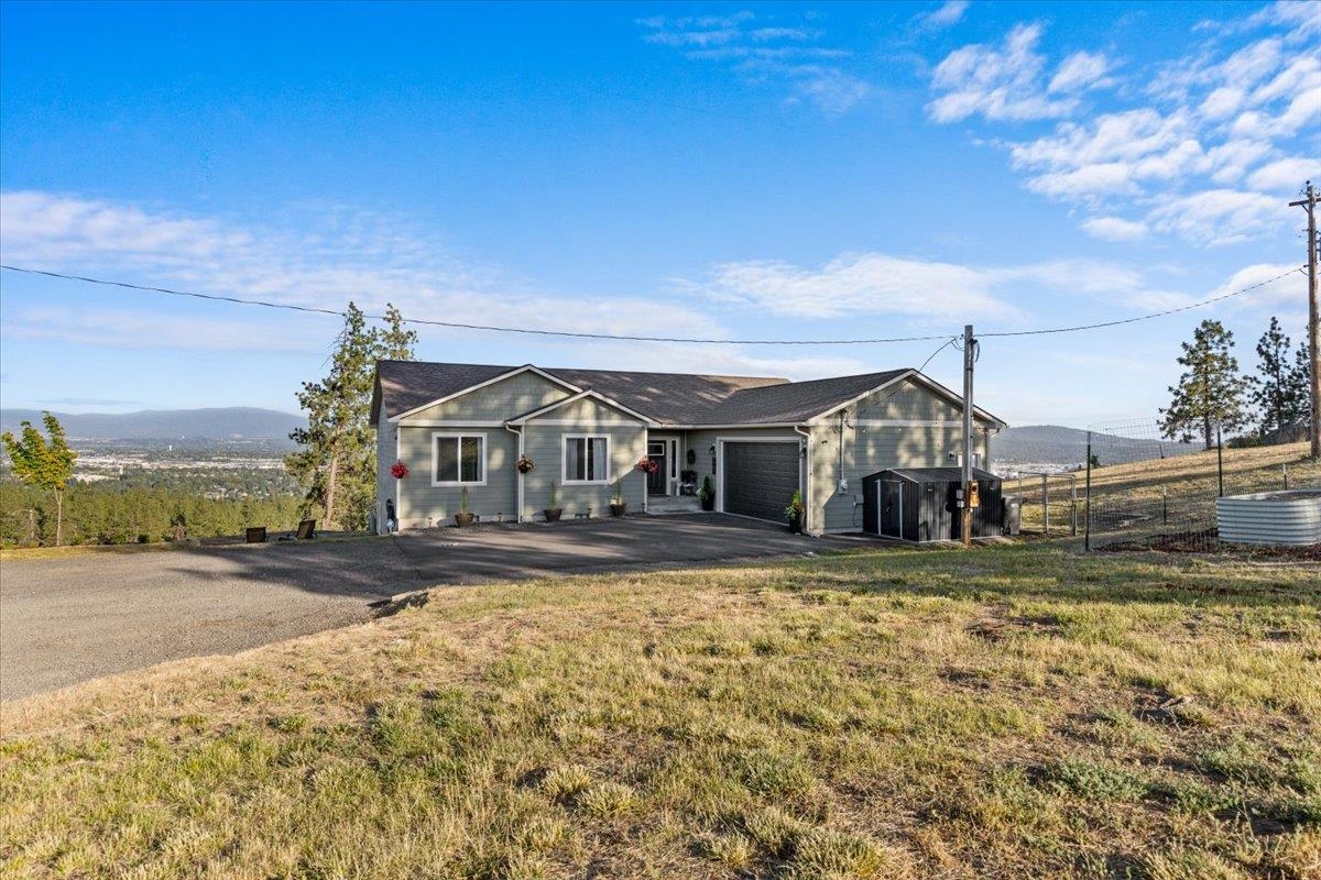 Spokane, Washington, 99217, United States, 4 Bedrooms Bedrooms, ,2 BathroomsBathrooms,Residential,For Sale,1923974