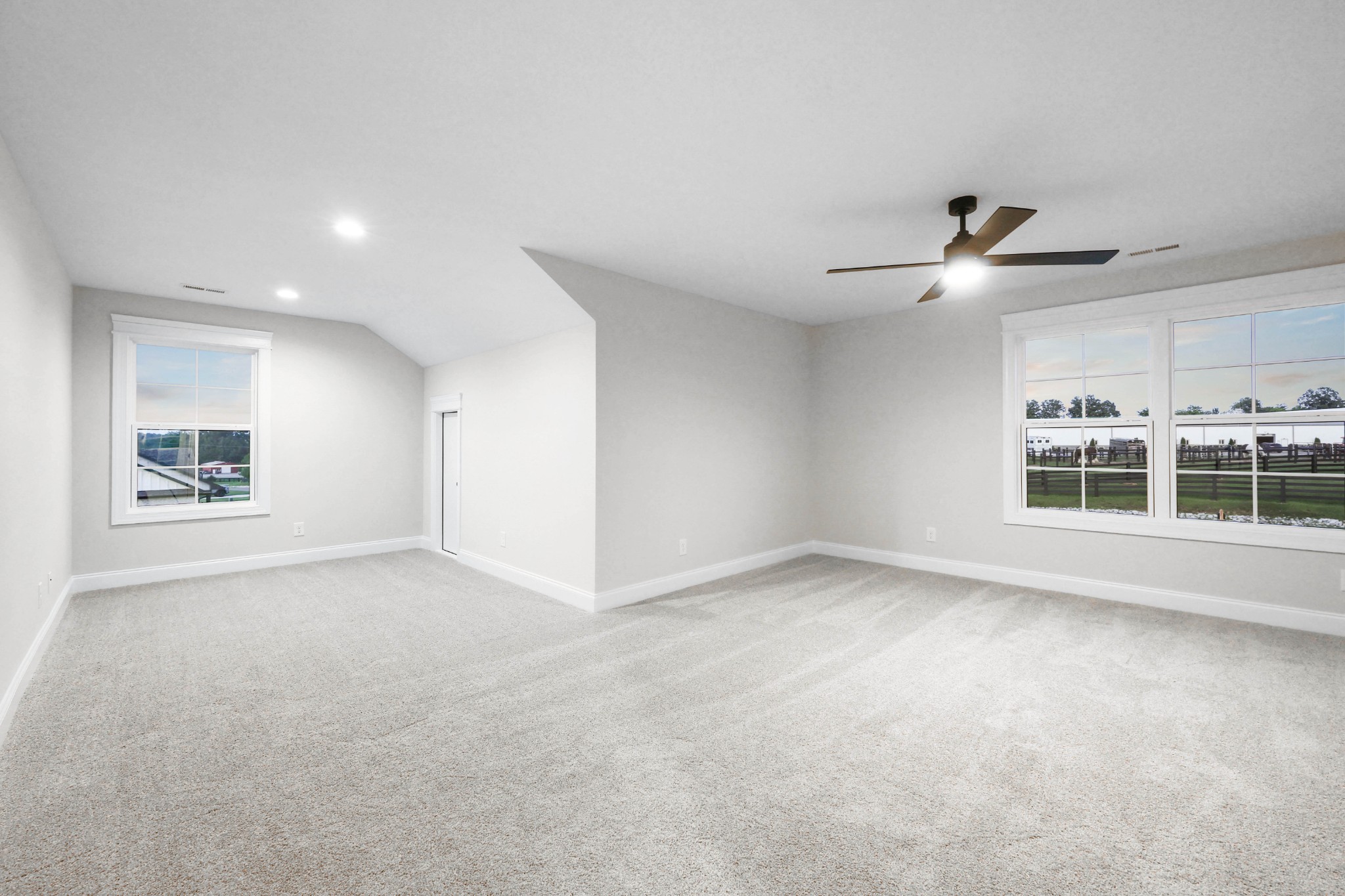 Adams, Tennessee, 37010, United States, 4 Bedrooms Bedrooms, ,4 BathroomsBathrooms,Residential,For Sale,1904806