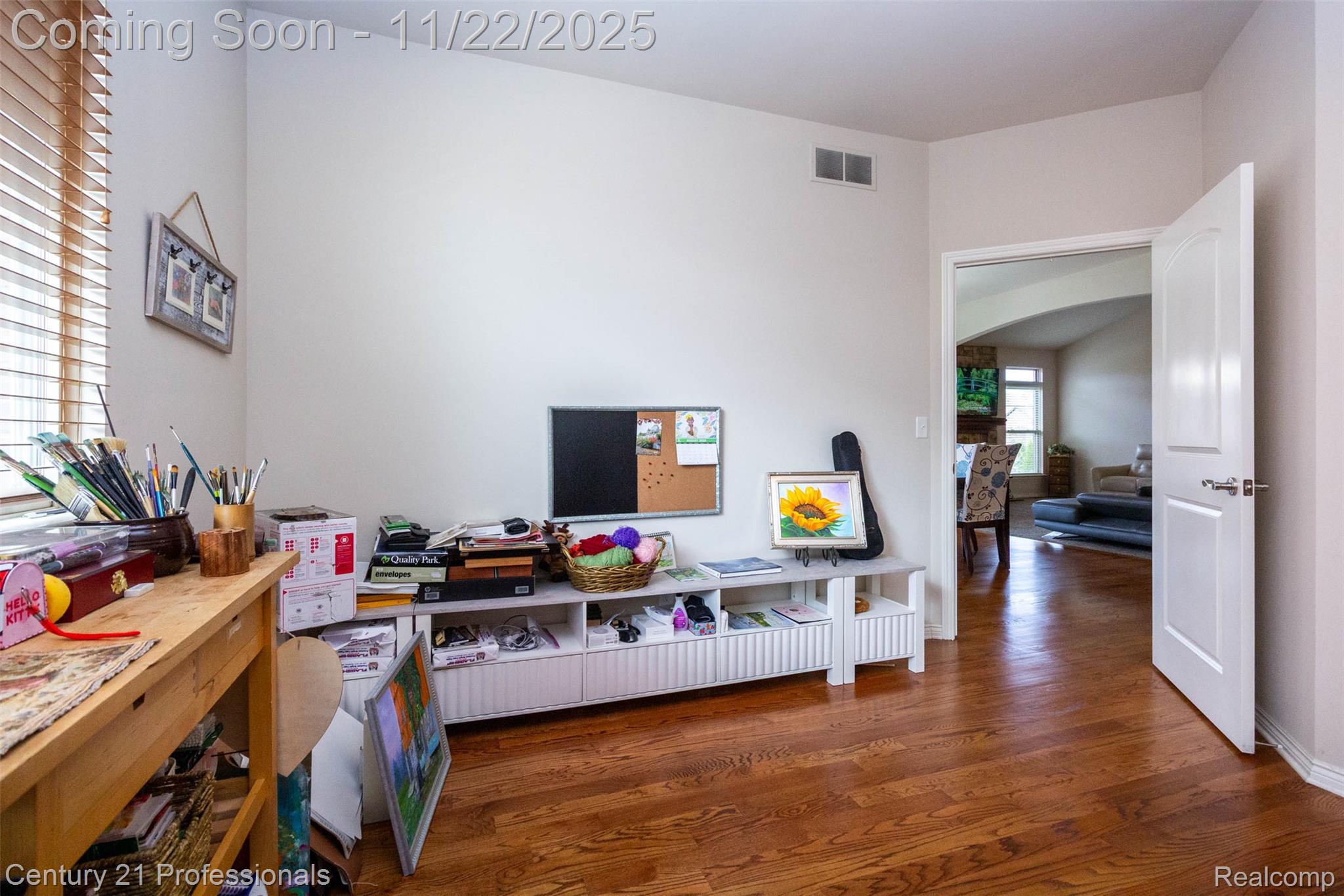 ClintonTownship, Michigan, 48038, United States, 3 Bedrooms Bedrooms, ,4 BathroomsBathrooms,Residential,For Sale,1994254