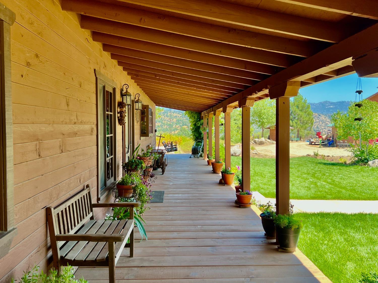 North Fork, California, 93643, United States, 3 Bedrooms Bedrooms, ,2 BathroomsBathrooms,Residential,For Sale,1977049