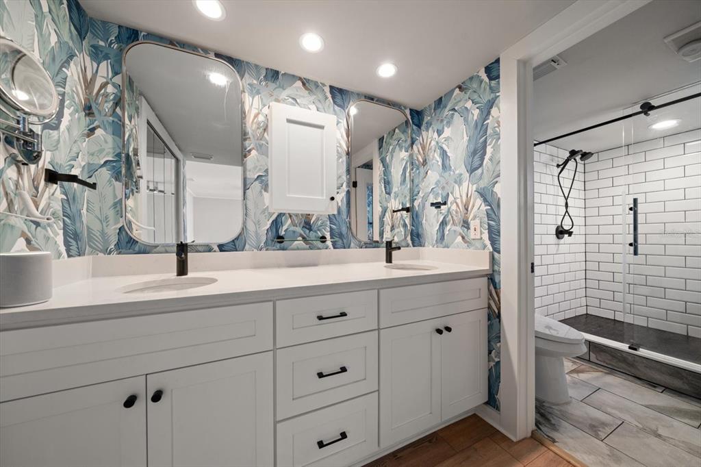 Clearwater Beach, Florida, 33767, United States, 3 Bedrooms Bedrooms, ,3 BathroomsBathrooms,Residential,For Sale,1918652