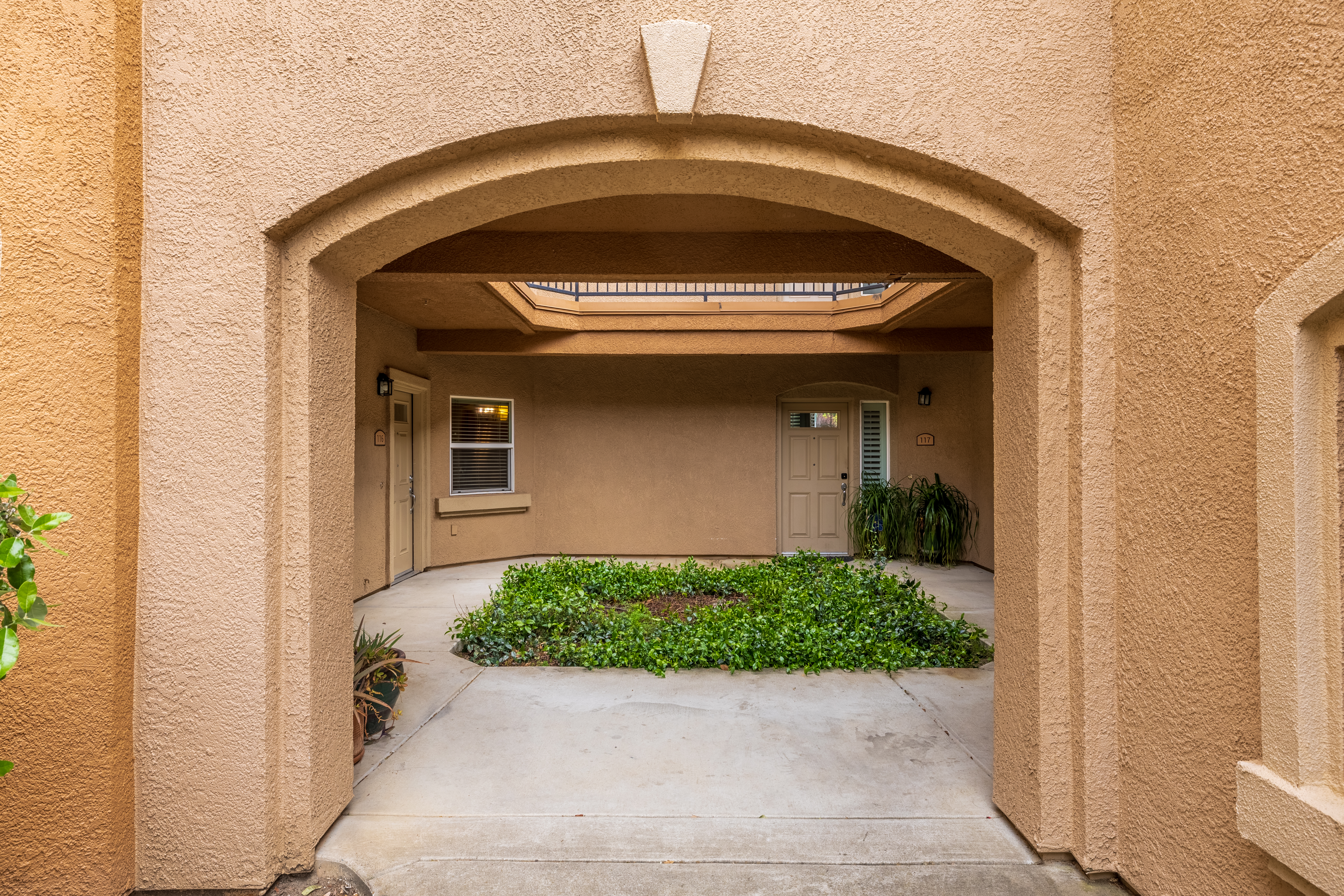  1900 Danbrook Drive, Sacramento, CA 95835 - 物件實景