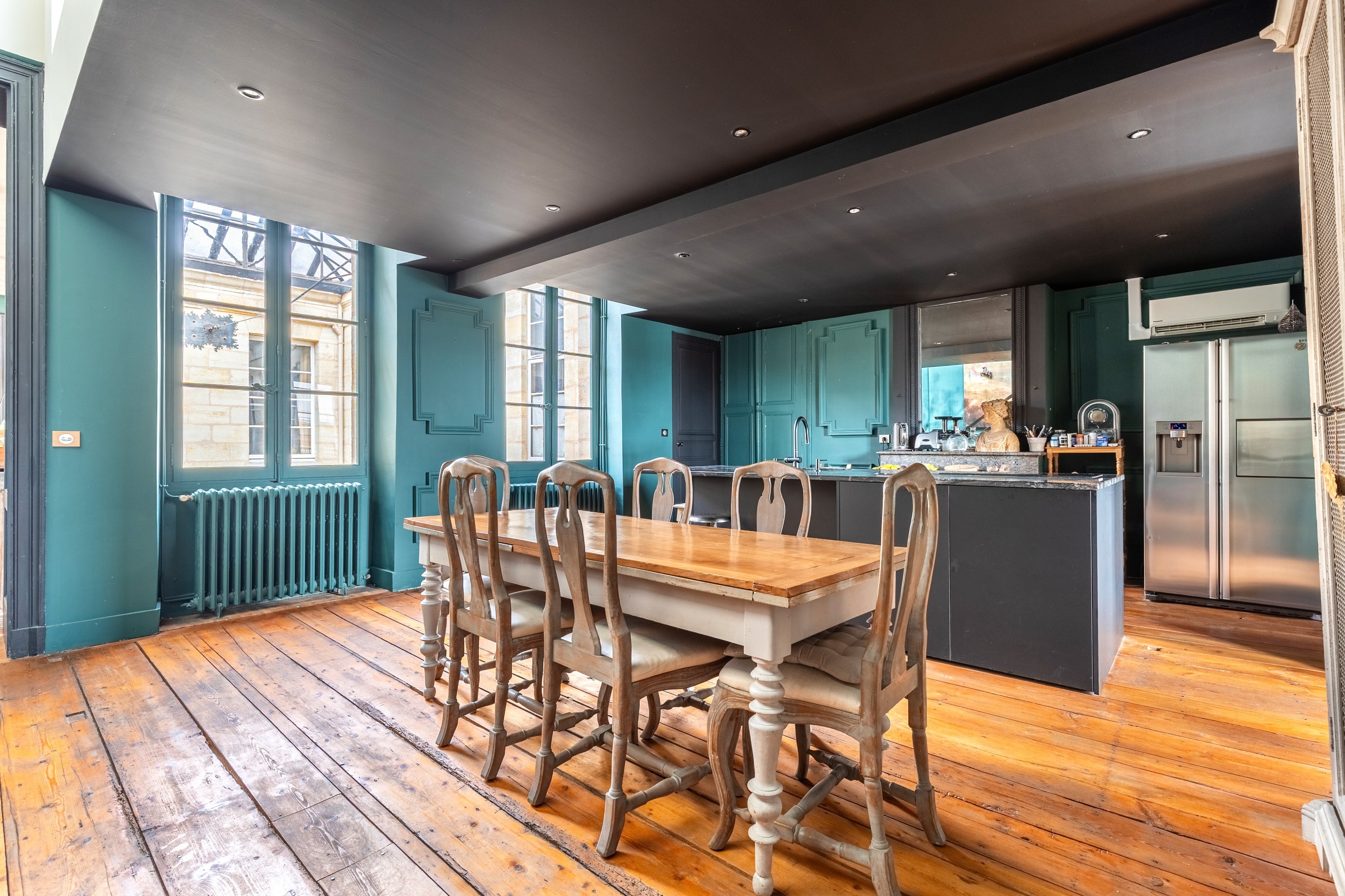  CHARTRONS – EXCEPTIONAL APARTMENT WITH VIEWS OF THE GARONNE AND PRIVATE TERRACE - 物件實景