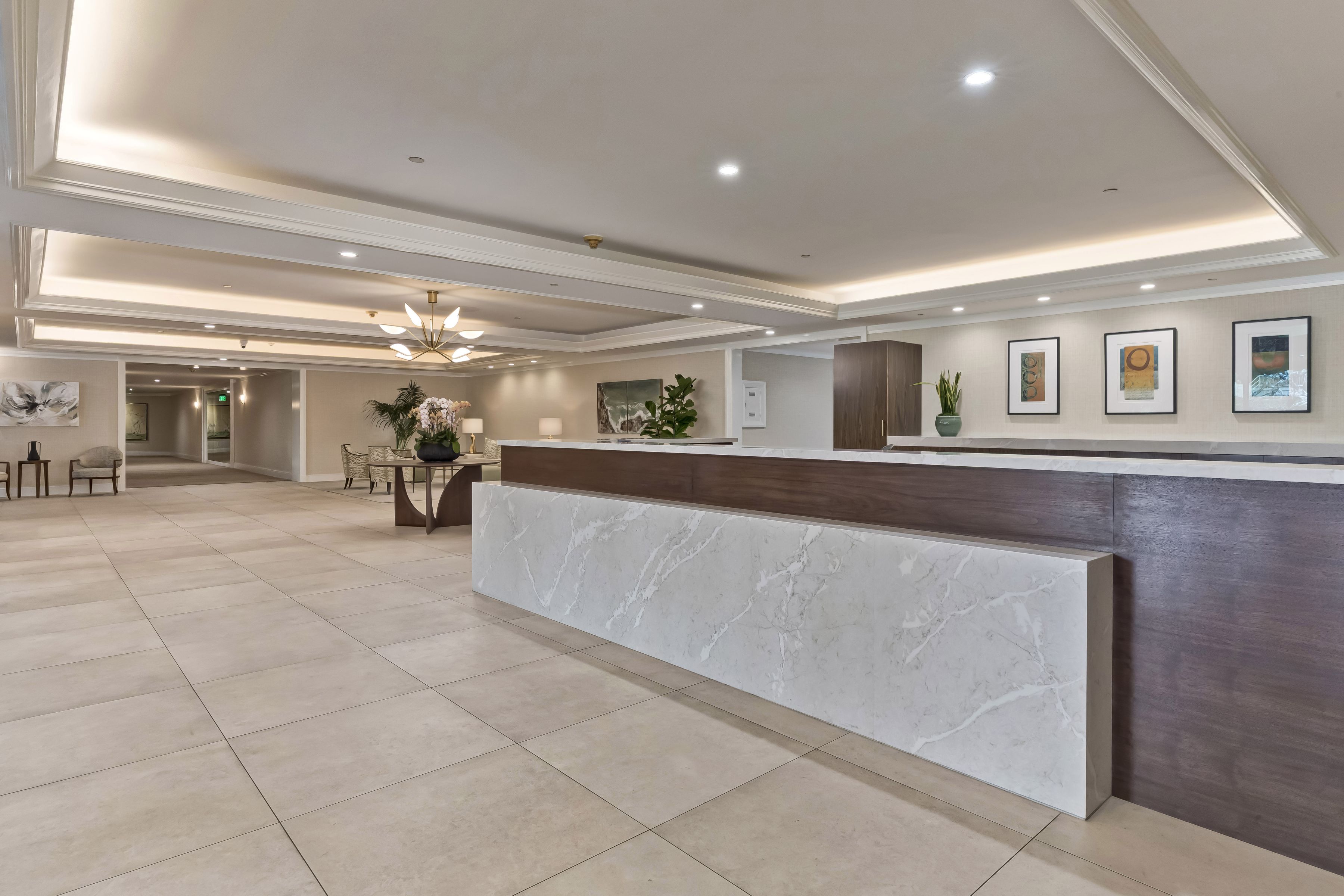  300 North Swall Drive - 物件實景