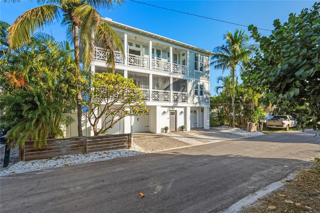 Treasure Island, Florida, 33706, United States, 3 Bedrooms Bedrooms, ,4 BathroomsBathrooms,Residential,For Sale,2003283