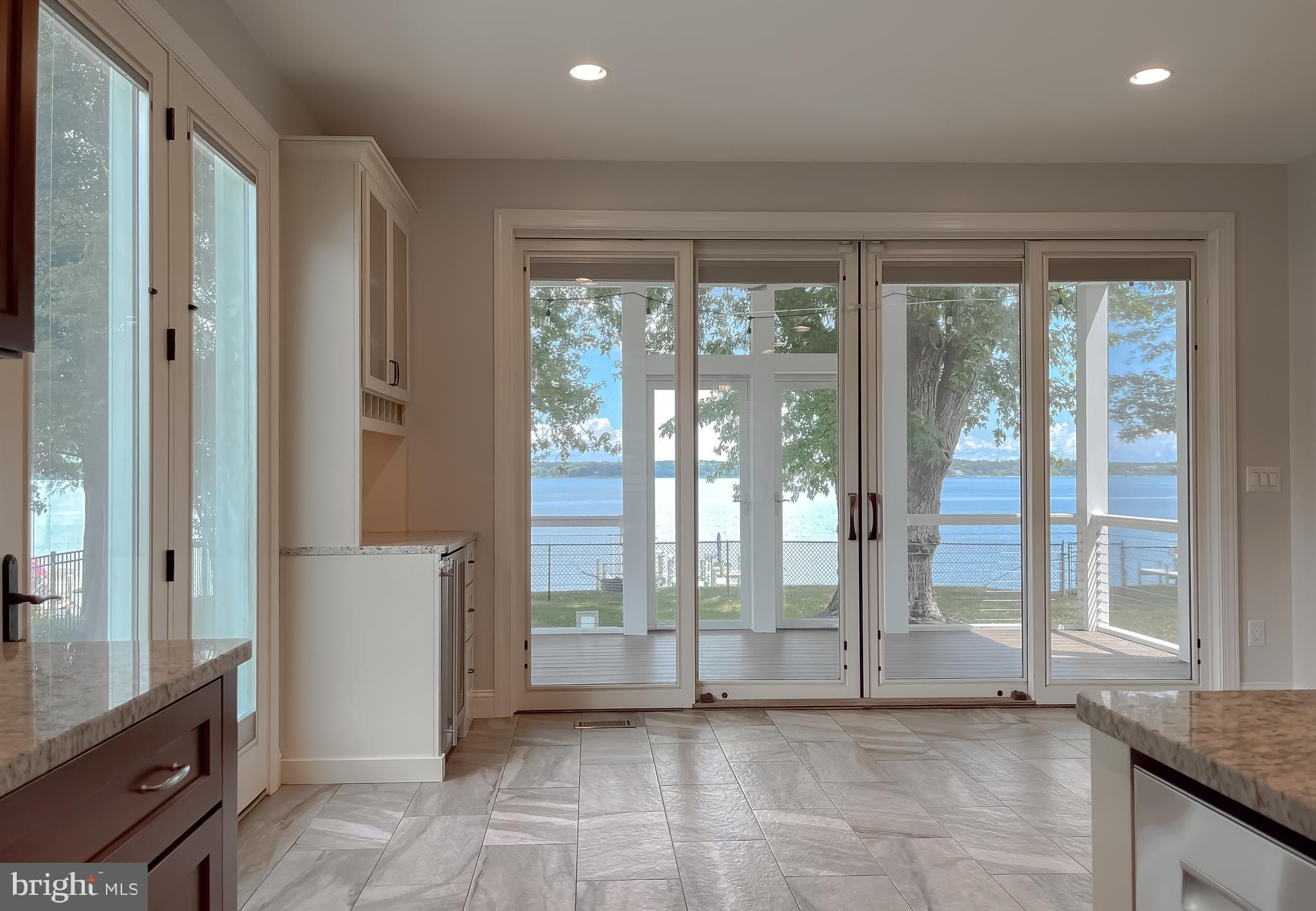 Hollywood, Maryland, 20636, United States, 5 Bedrooms Bedrooms, ,5 BathroomsBathrooms,Residential,For Sale,1914184