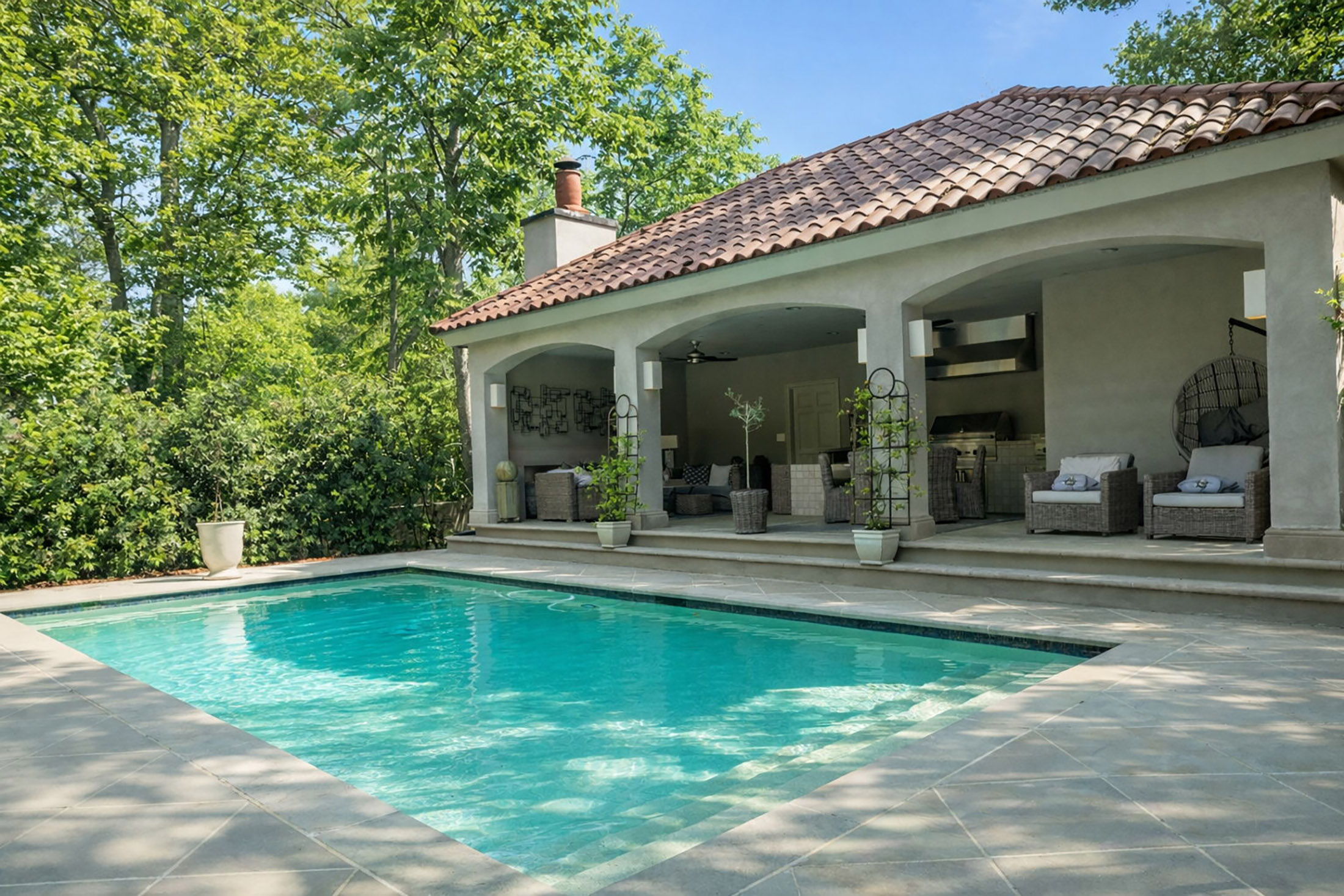  Timeless Ardmore Park Home Blends Classic Charm with Custom Renovations - 物件實景