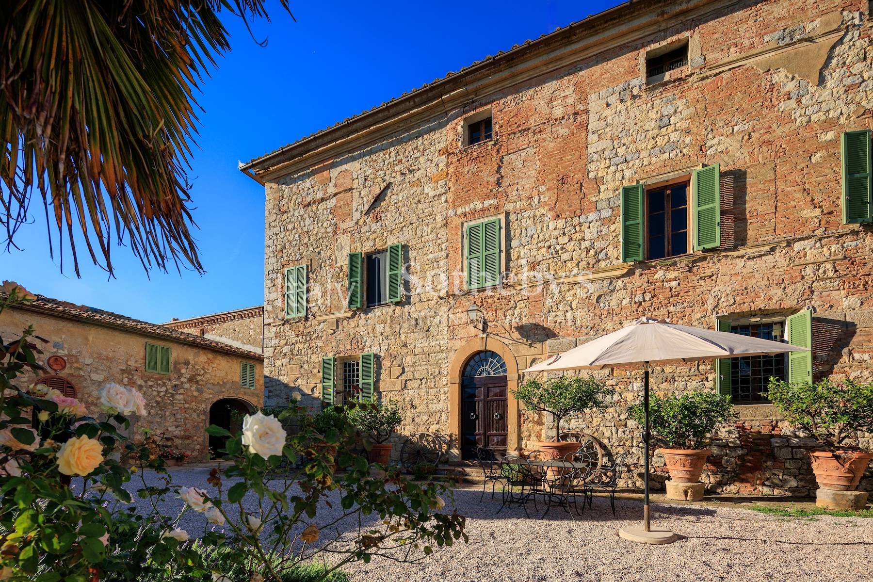  Prestigious estate with historic hamlet and winery - 物件實景
