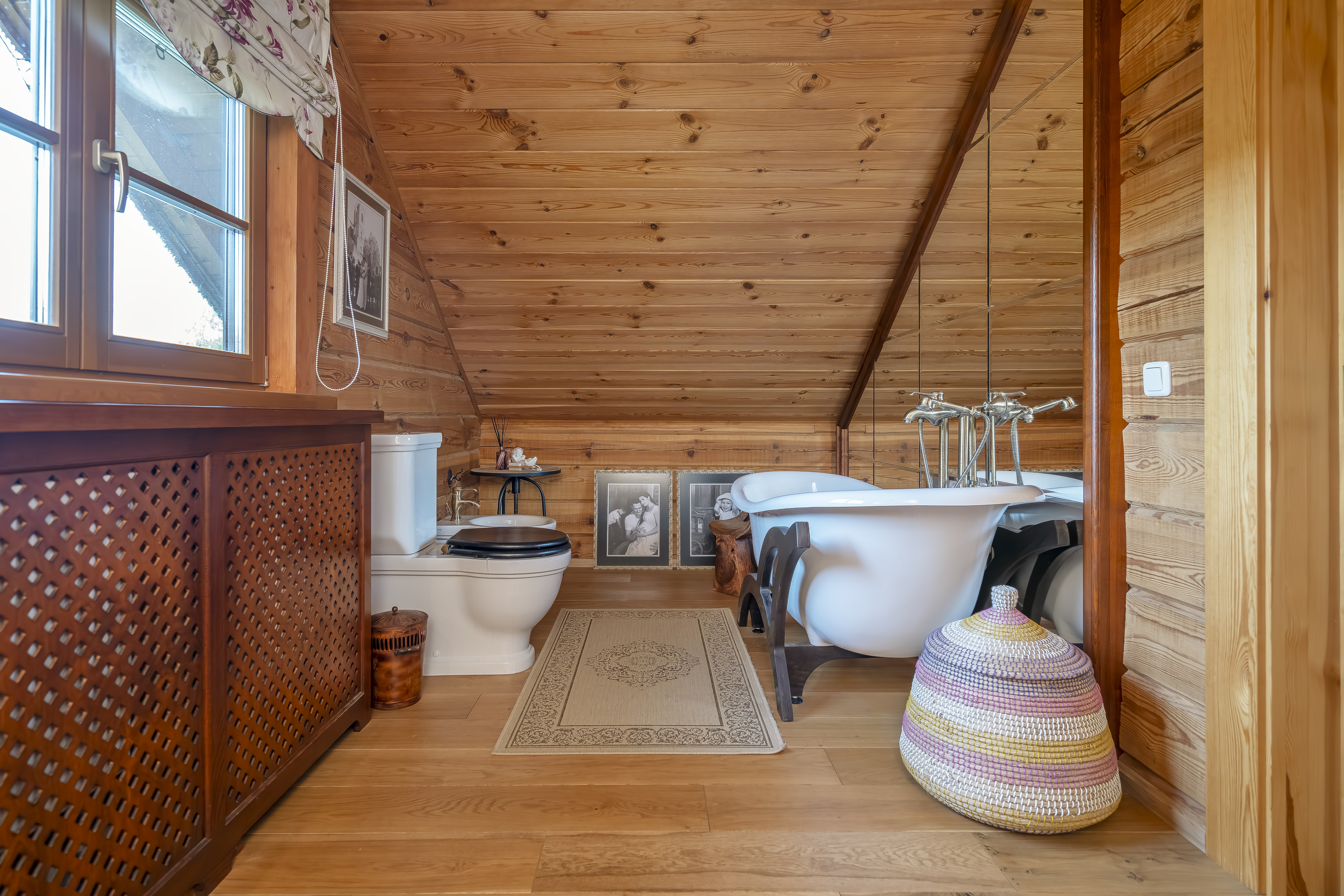  Romantic family homestead with a long lakeside - 物件實景