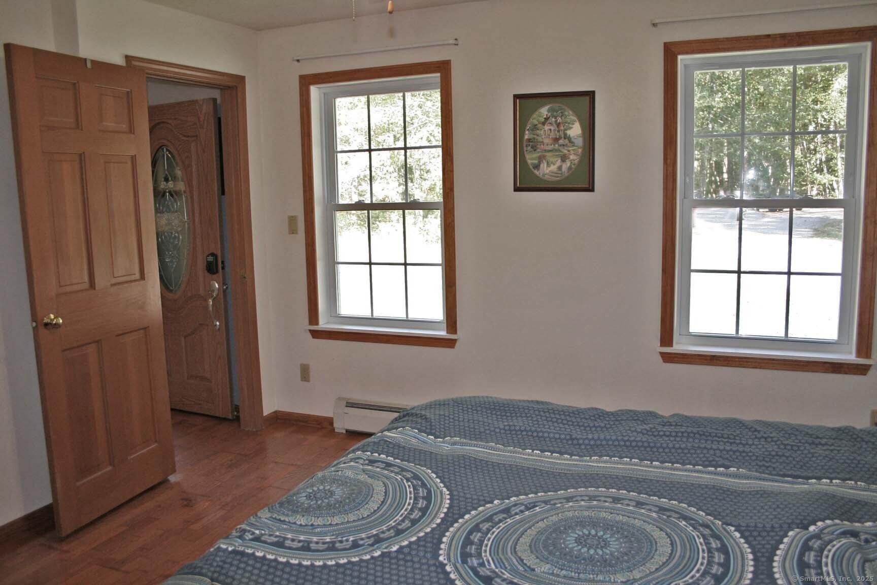 East Hampton, Connecticut, 06424, United States, 3 Bedrooms Bedrooms, ,2 BathroomsBathrooms,Residential,For Sale,1979494