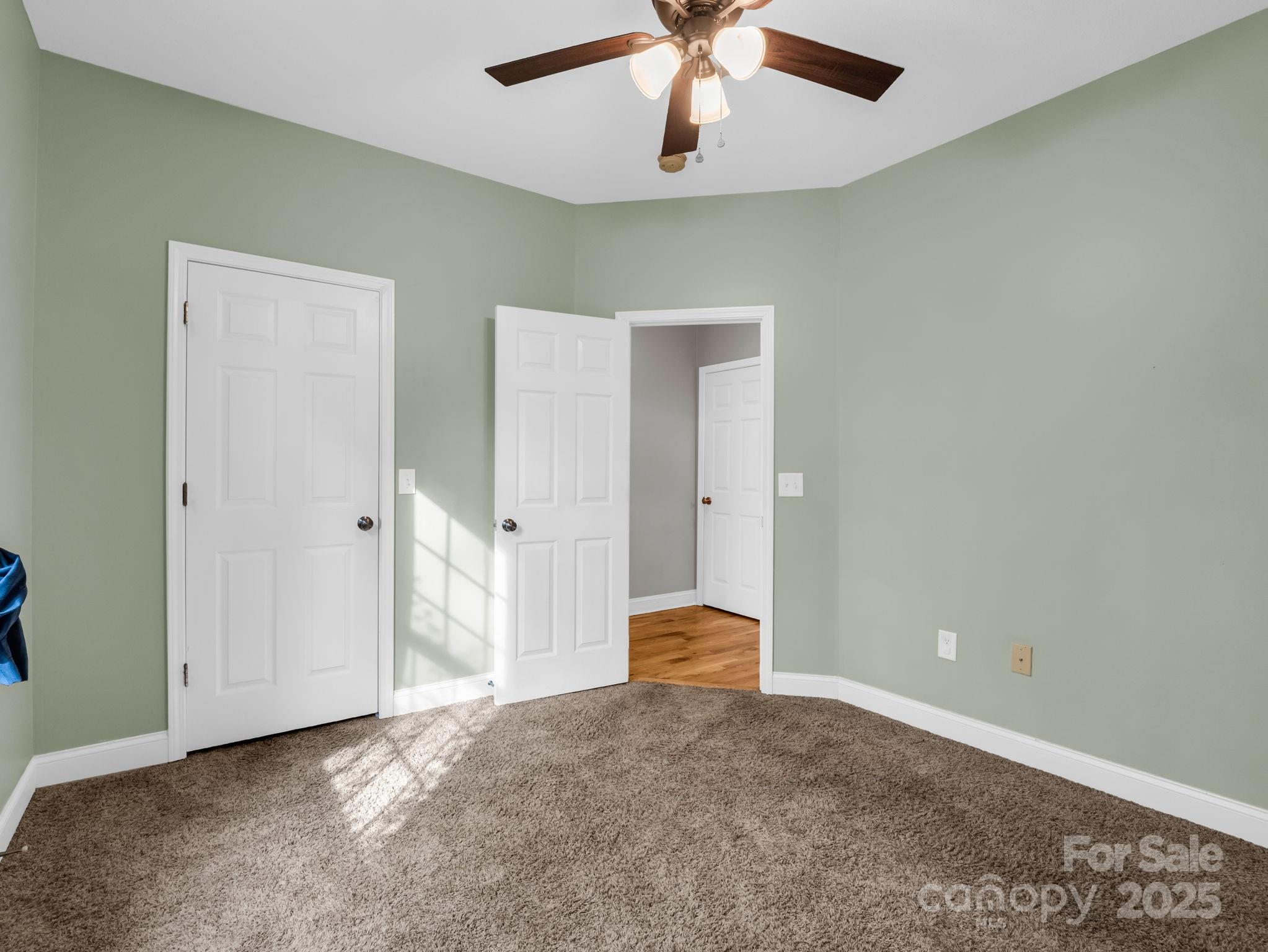 Tryon, North Carolina, 28782, United States, 3 Bedrooms Bedrooms, ,4 BathroomsBathrooms,Residential,For Sale,2001851